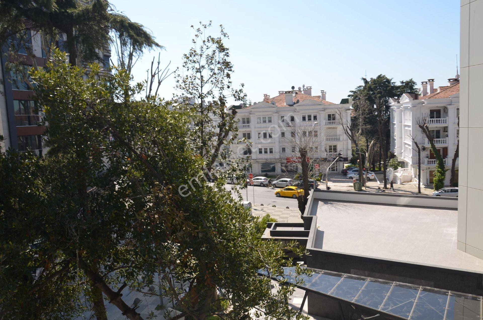 Caddebostan Büyük Kulüp Karşısında Balkonlu - Görsel 9