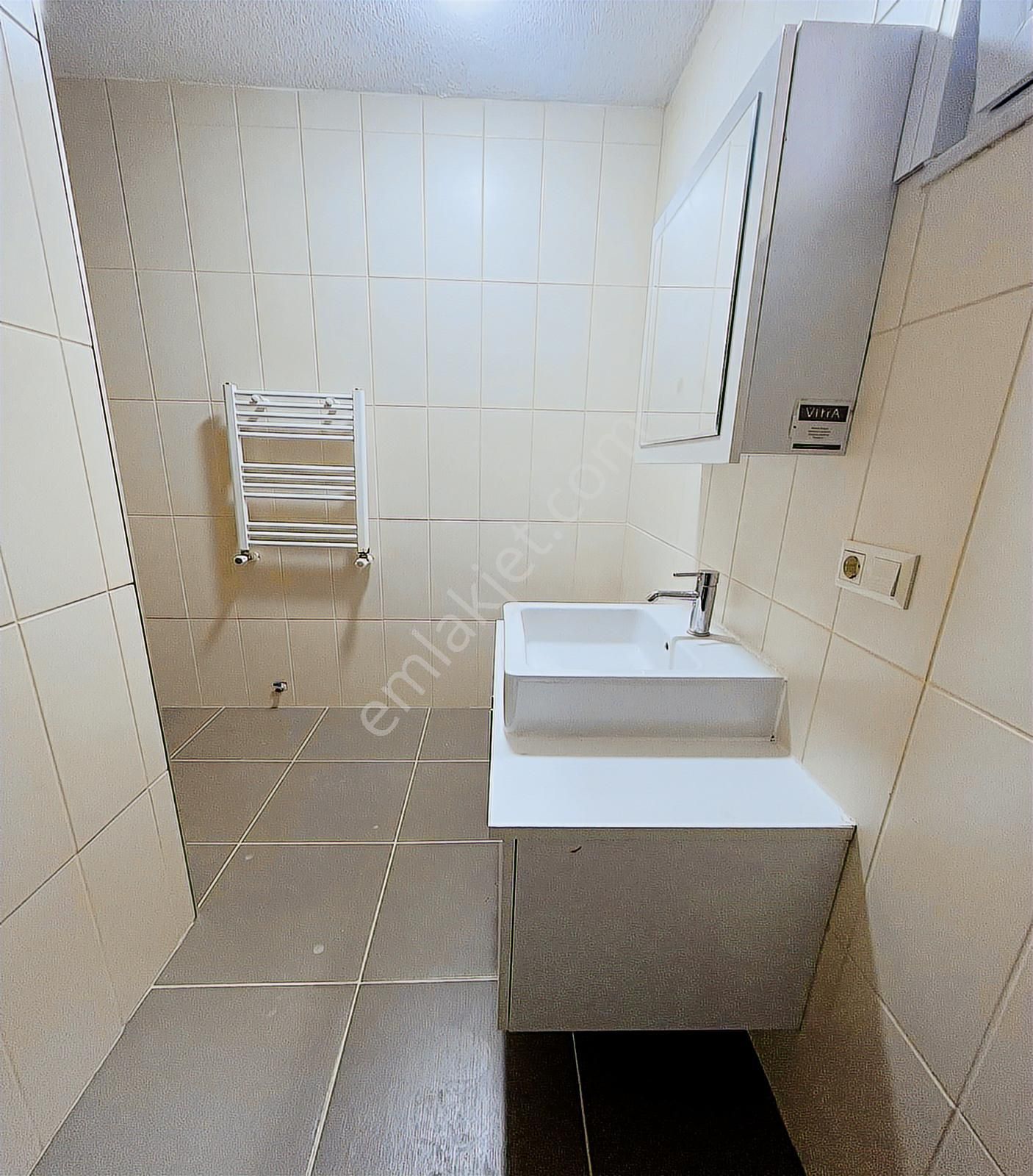 Kod 5380 Sultançiftliği Mah. Özel Tasarım Geniş 2+1 Satılık - Görsel 9