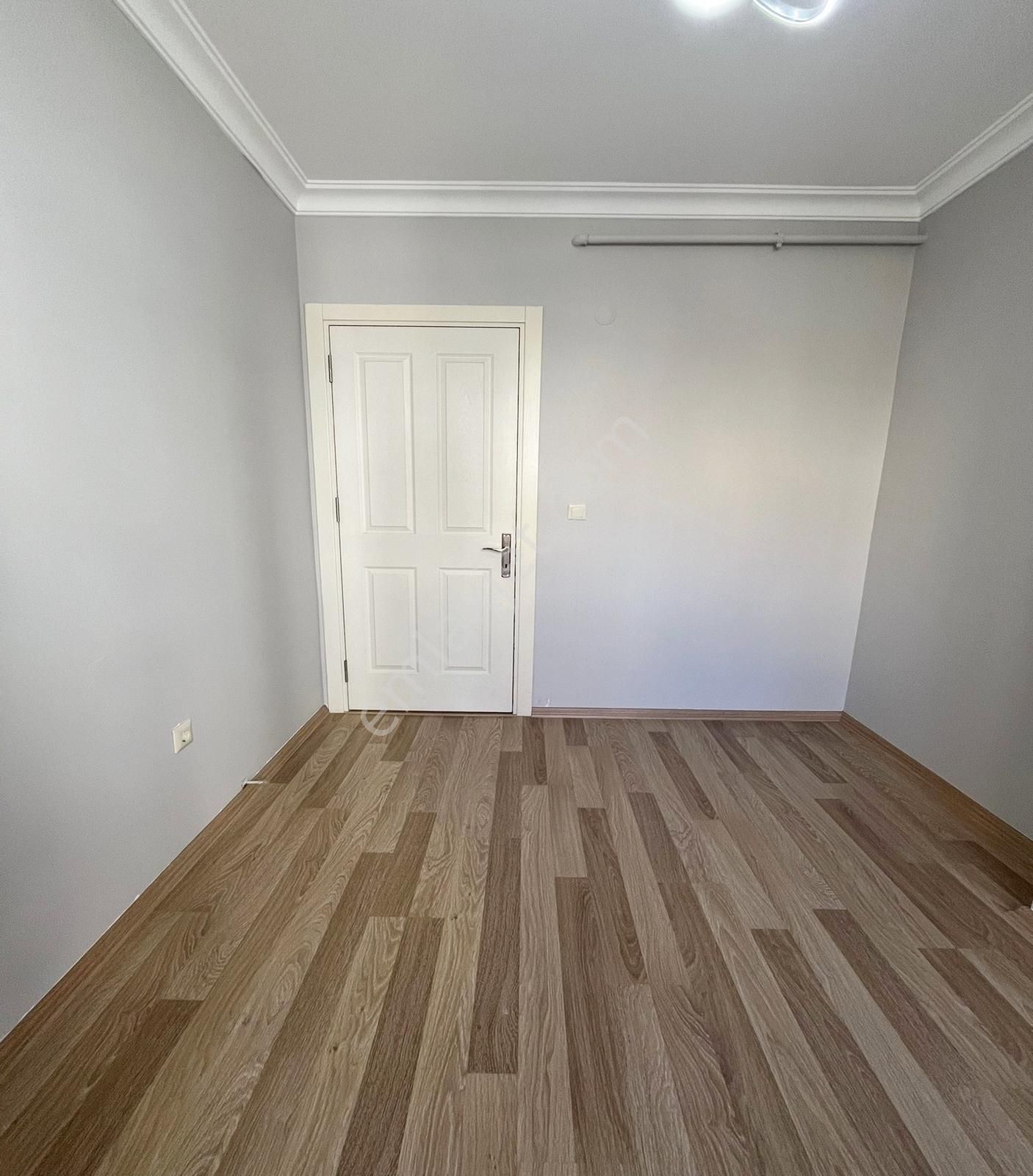 Kod 5380 Sultançiftliği Mah. Özel Tasarım Geniş 2+1 Satılık - Görsel 7