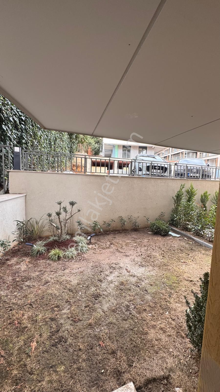 Remax Anı 'dan Çengelköy 'de Geniş Ve Ferah Satılık 3+1 Daire - Görsel 10