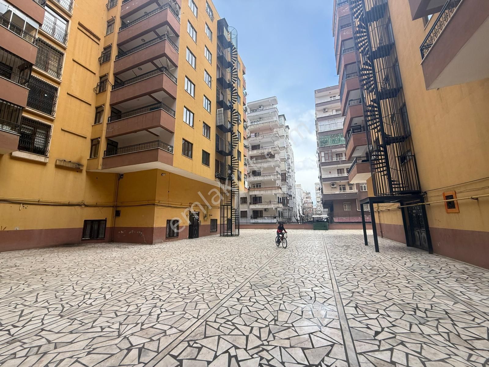 Yenişehir İlkokulu Yanında Acil Satılık 3+1 Daire - Görsel 24