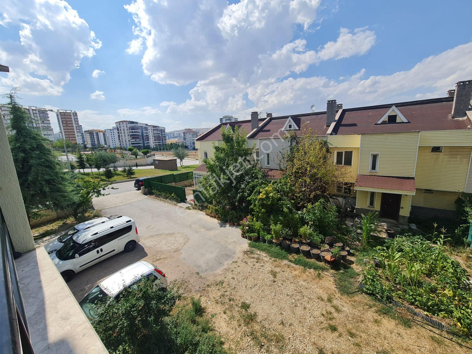 Bağlıca Mermeroğlu Cad. Dibi 2.kat 3+1 Kiralık Daire - Görsel 11
