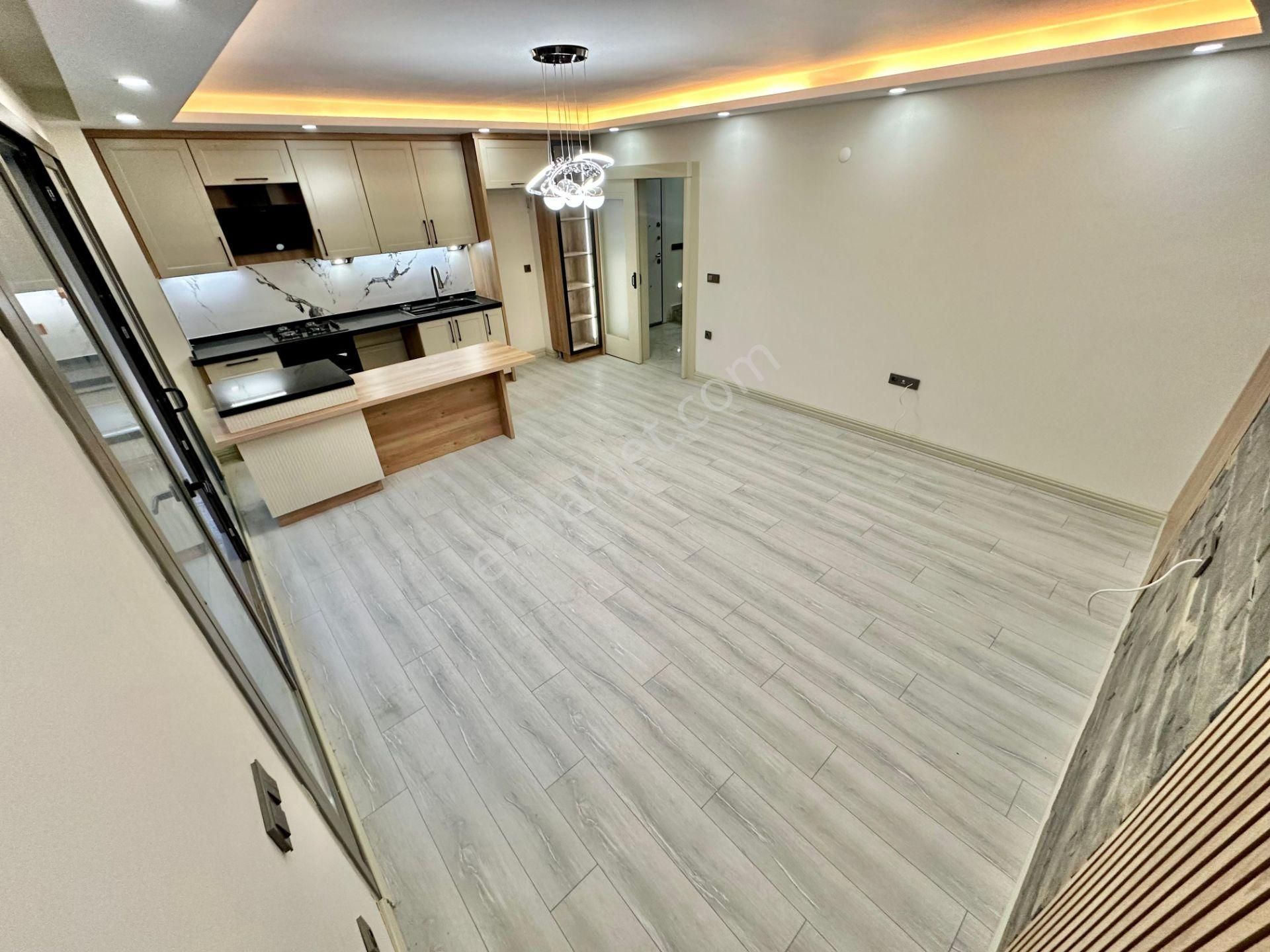 ✨akçay Ay Emlaktan✨narlı'da Yolun Altında Deniz Ve Dağ Çift Mutfak Manzaralı Teraslı 5+1 Lüks Villa - Görsel 6