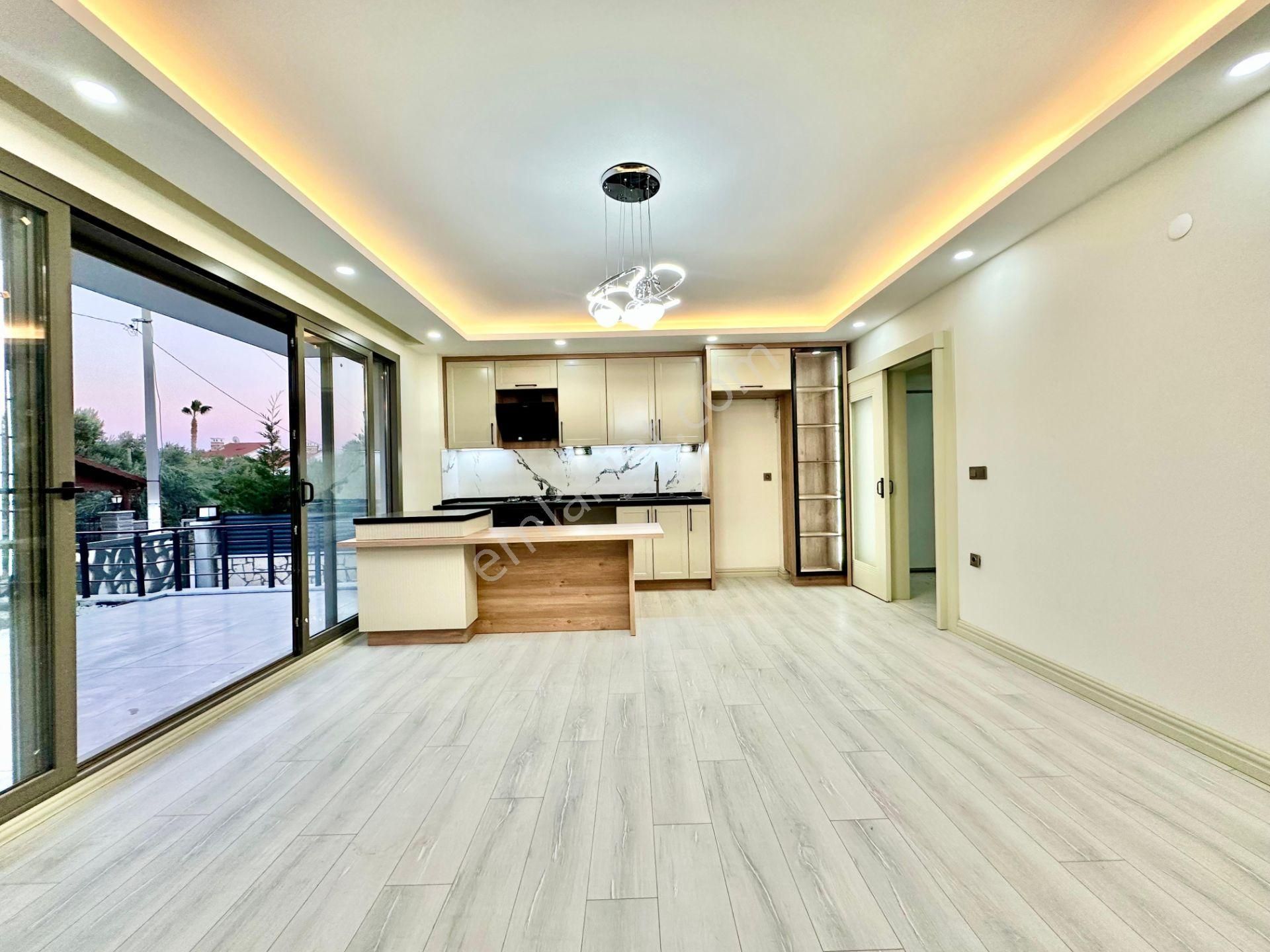 ✨akçay Ay Emlaktan✨narlı'da Yolun Altında Deniz Ve Dağ Çift Mutfak Manzaralı Teraslı 5+1 Lüks Villa - Görsel 9