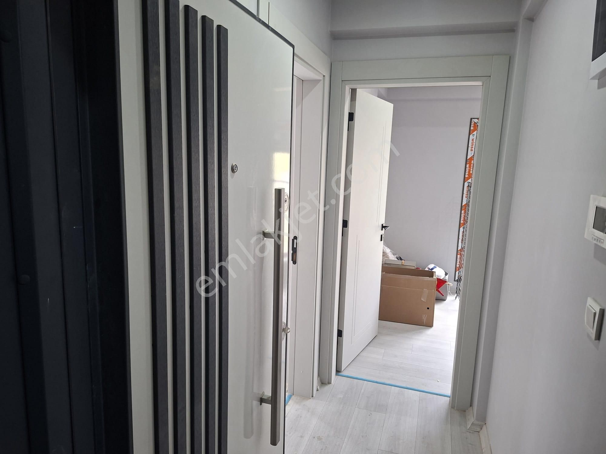 Güneş'ten Şirinyer Lisesi Nato Yakını 1+1 50m Balkon Asansör A.mutfak - Görsel 10