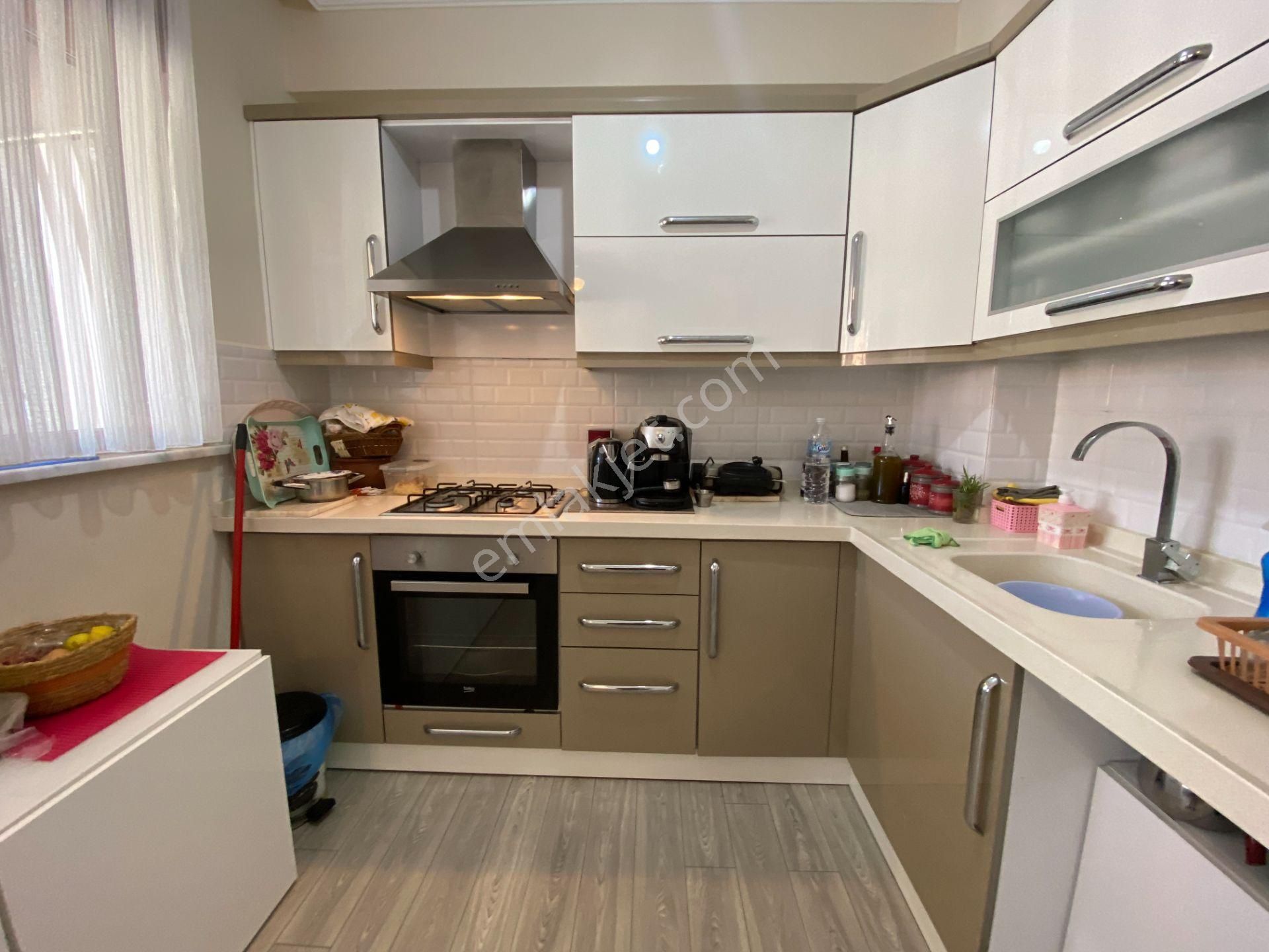 Altınoluk İlkbahar Emlak,tan Havuzlu Site İçinde Satılık Daire - Görsel 4
