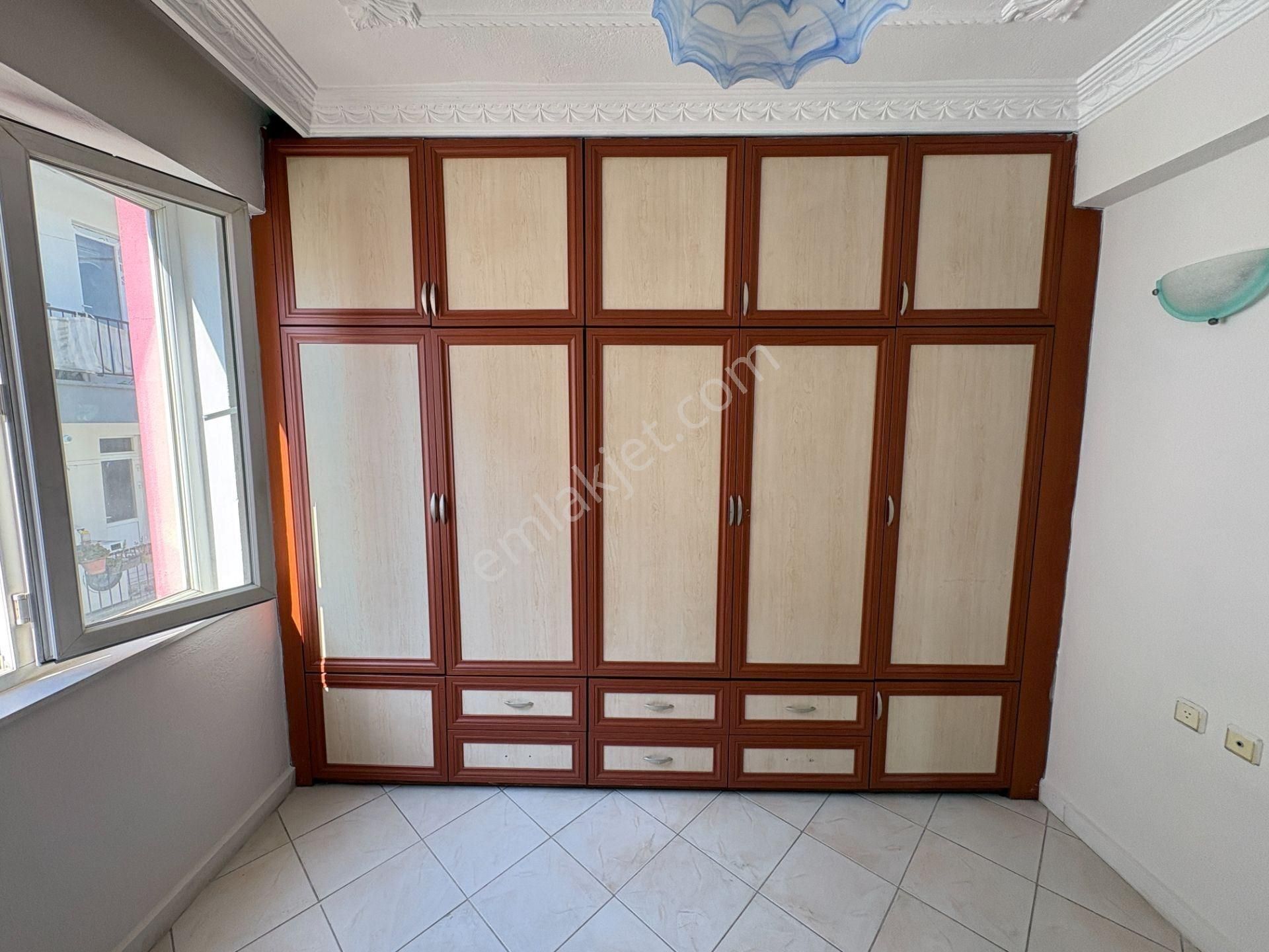 Milas Cumhuriyet Mahallesinde 3+1 Doğalgazlı Kiralık Daire - Görsel 11