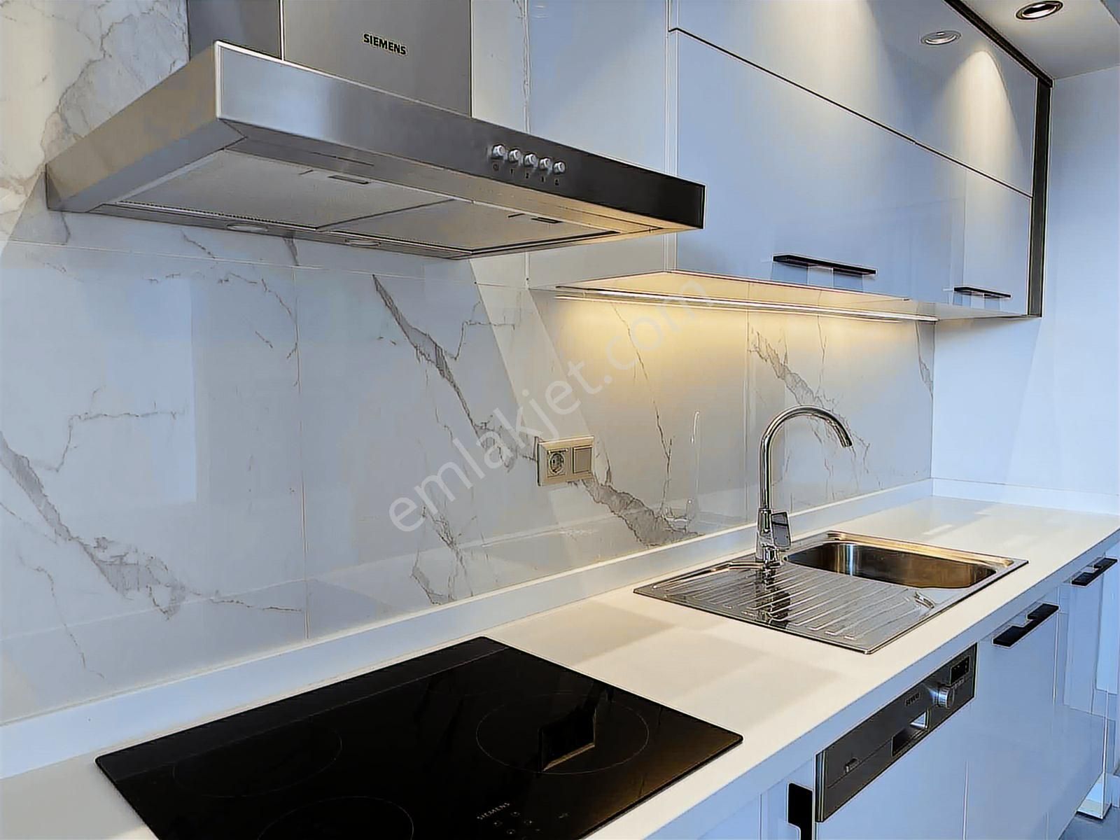 Park Yaşam Bornova'da Kiralık Çok Özel Mobilyalı Emsalsiz 3+1 - Görsel 26