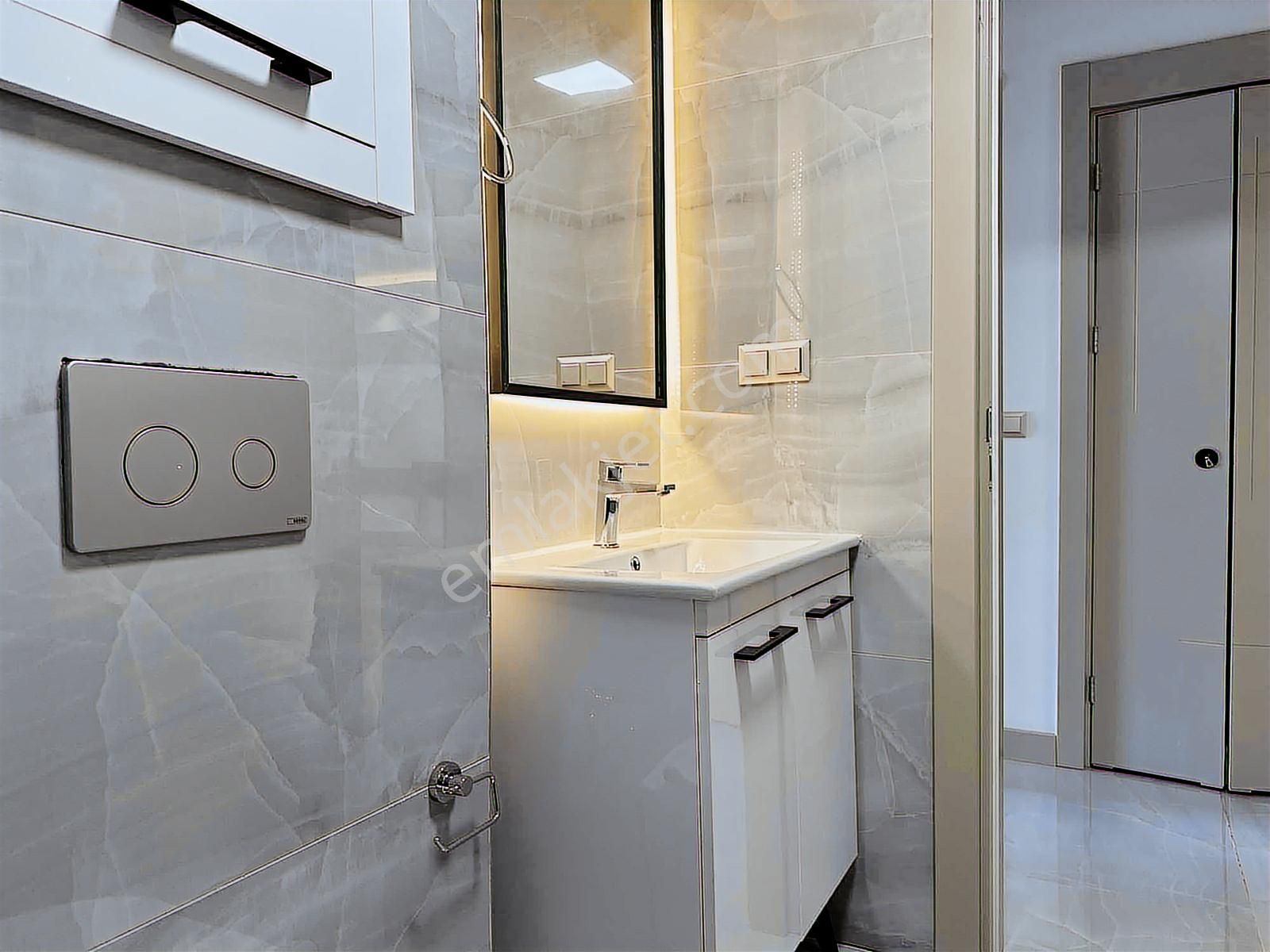 Park Yaşam Bornova'da Kiralık Çok Özel Mobilyalı Emsalsiz 3+1 - Görsel 19