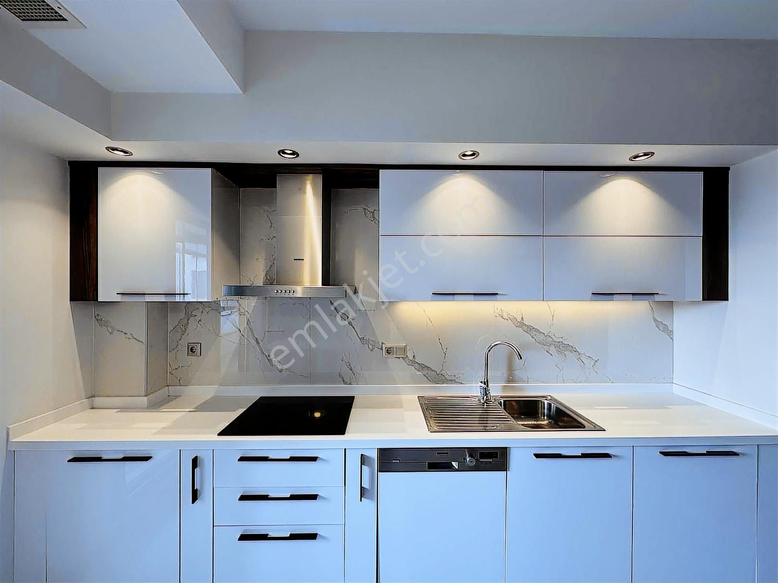 Park Yaşam Bornova'da Kiralık Çok Özel Mobilyalı Emsalsiz 3+1 - Görsel 27