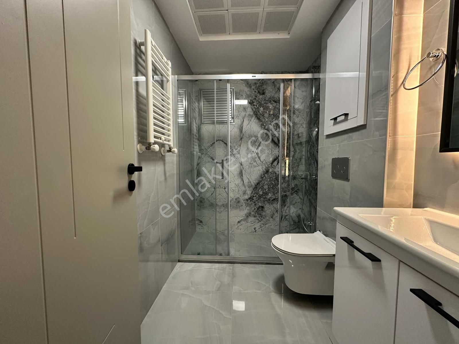 Park Yaşam Bornova'da Kiralık Çok Özel Mobilyalı Emsalsiz 3+1 - Görsel 11