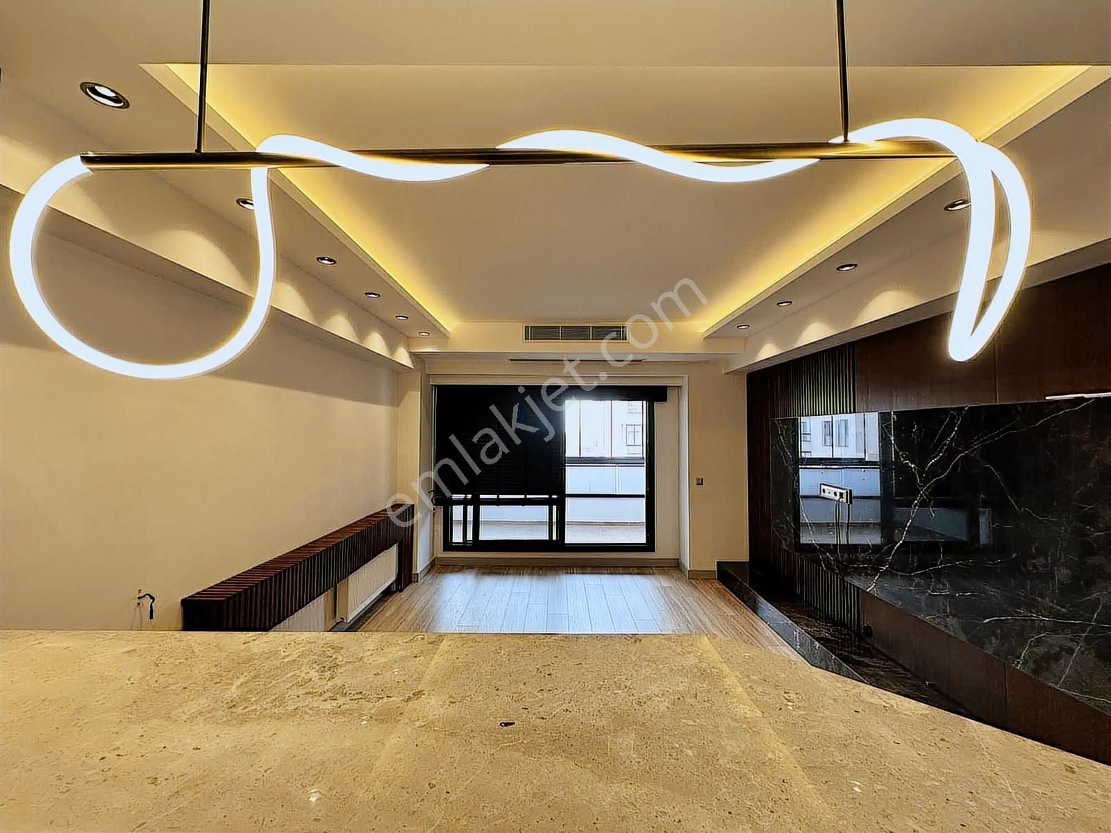 Park Yaşam Bornova'da Kiralık Çok Özel Mobilyalı Emsalsiz 3+1 - Görsel 34