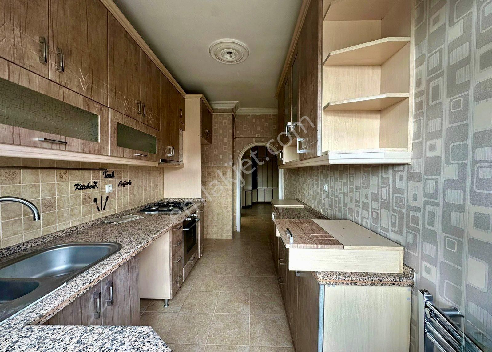 Keçiören Tepebaşı Mah Sanatoryum Cadde Üzeri Bağımsız Katta 3+1