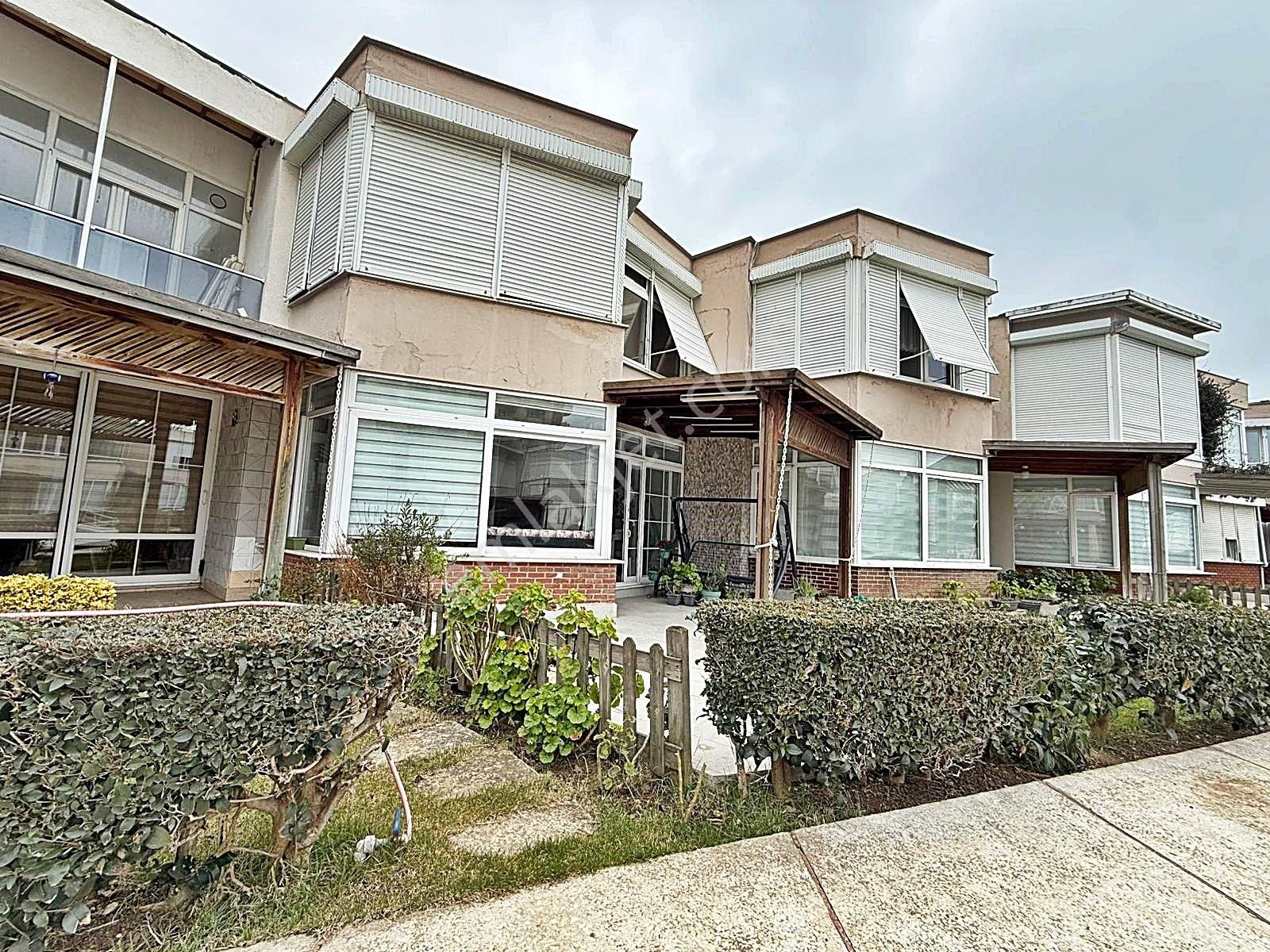 Büyükçekmece'de Denize Sıfır Eşyalı 2+1 Villa Daire !!! - Görsel 25