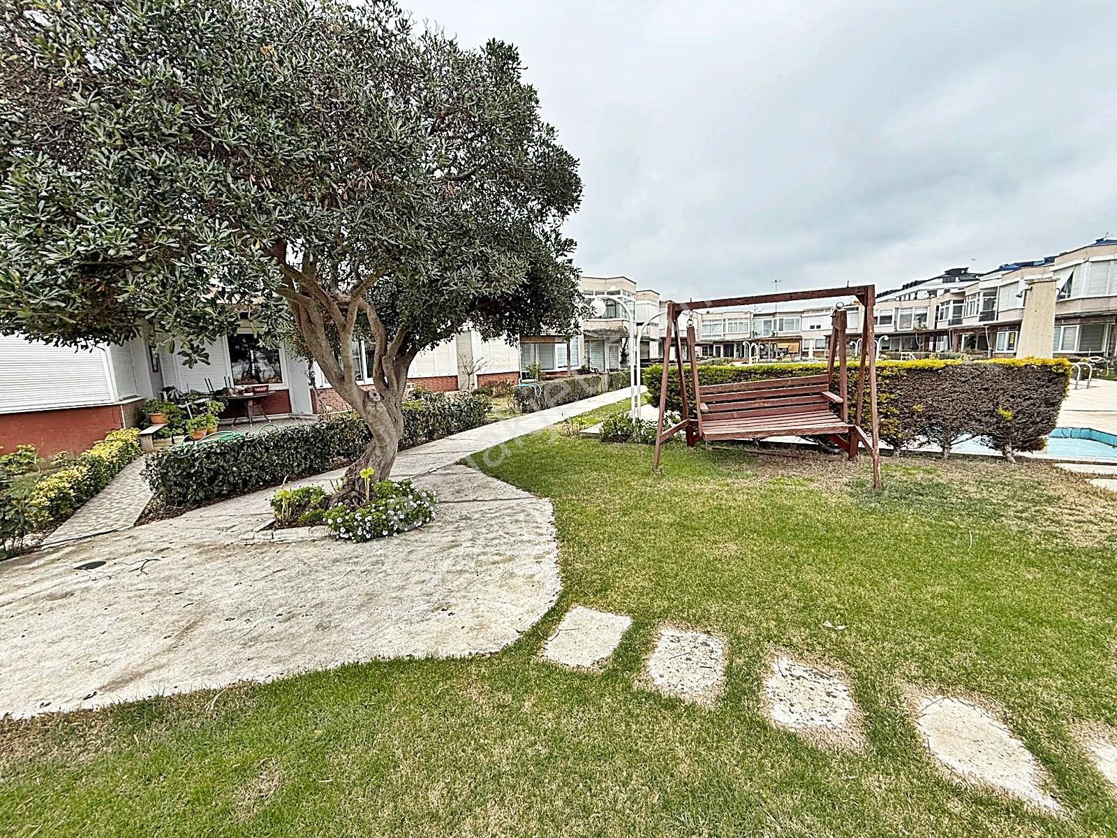 Büyükçekmece'de Denize Sıfır Eşyalı 2+1 Villa Daire !!! - Görsel 27