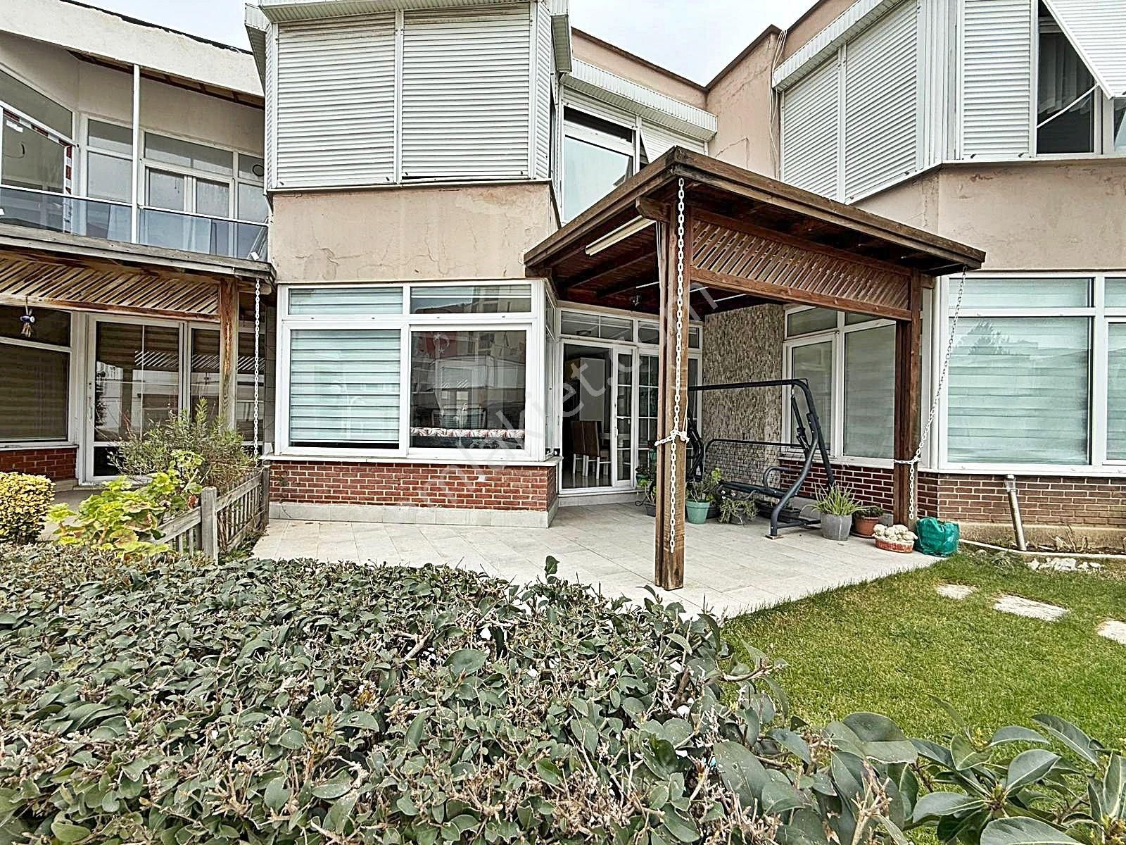 Büyükçekmece'de Denize Sıfır Eşyalı 2+1 Villa Daire !!! - Görsel 3