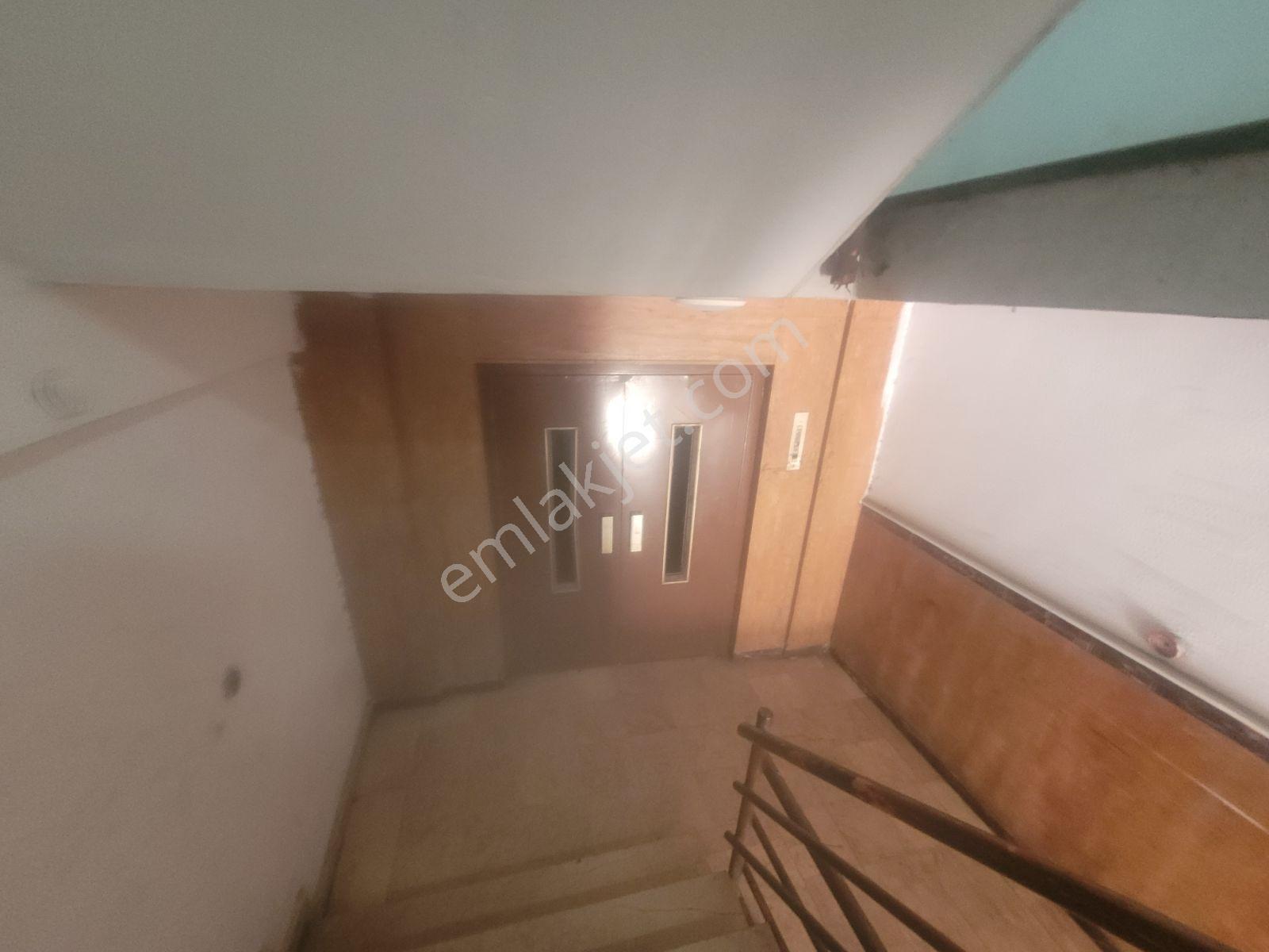 Sanayide Satılık 130m² Atölye: Yük Asansörlü, Caraskalli, 60kw - Görsel 2