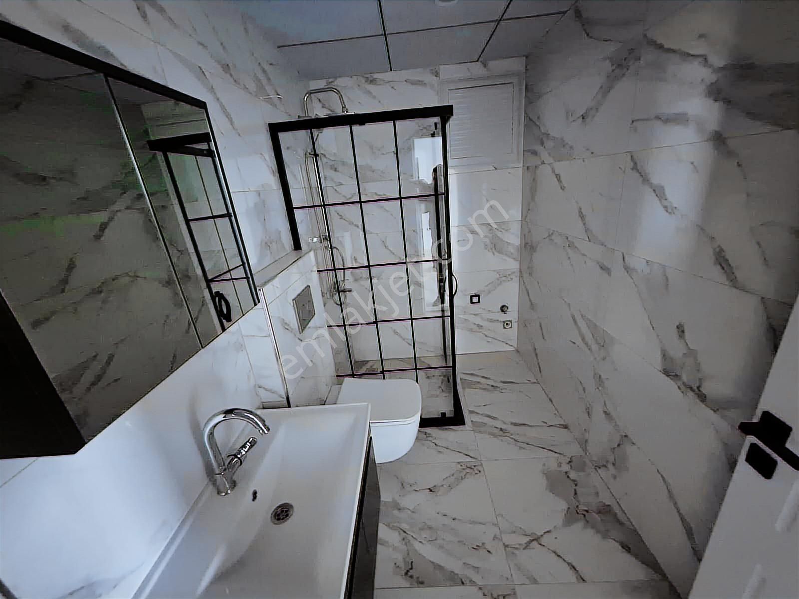 Yağmur Emlaktan Şehir Hastanesi Yakınında Satılık Ferah 1+1 - Görsel 2