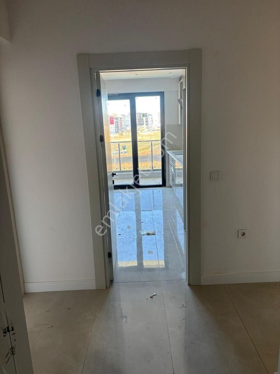 60 Metrelik Yola Cephe Kiralık 2+1 Daire - Görsel 4