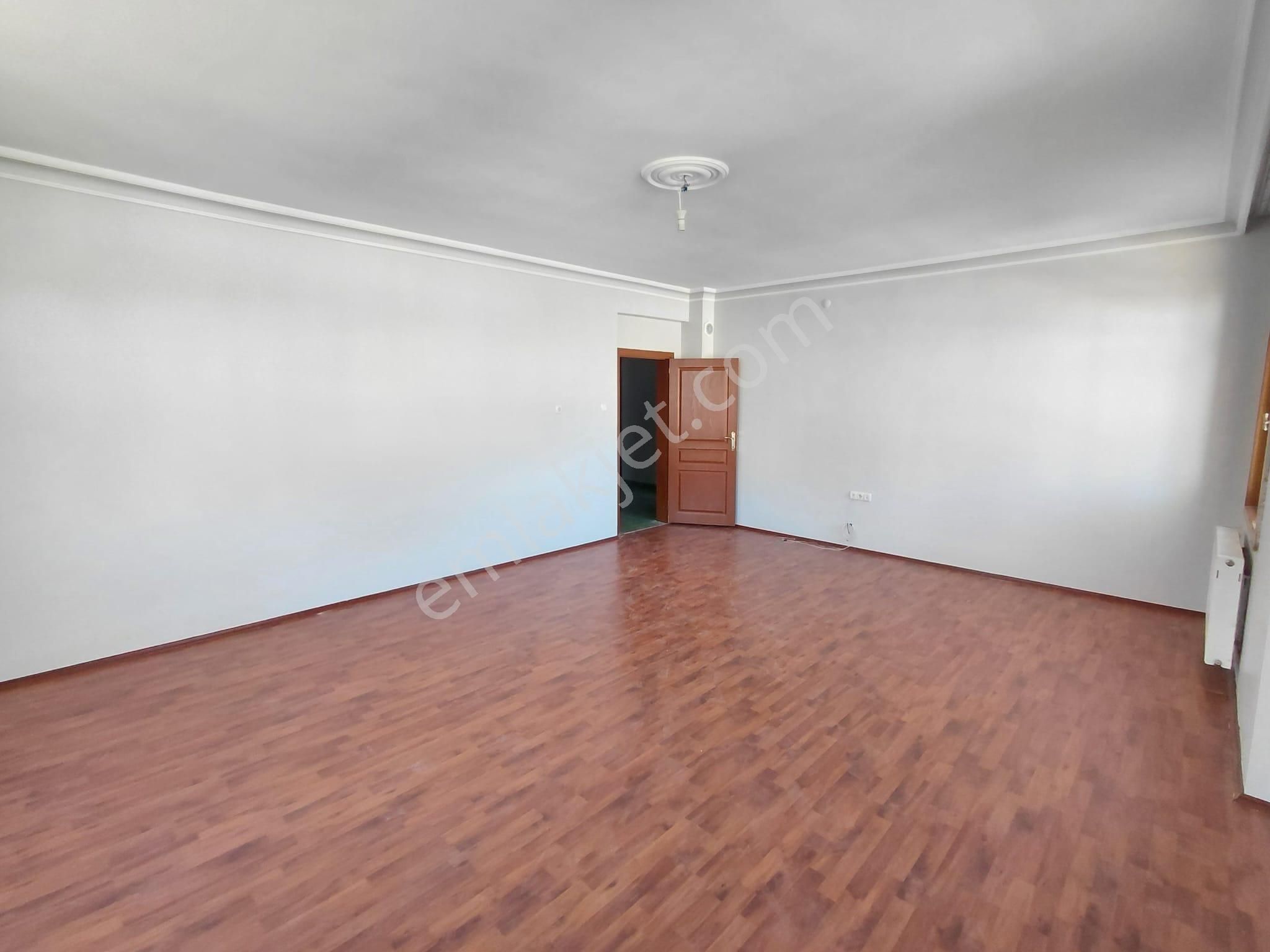 Emrah Çiftci'den Selçuklu Sancak Mah.taç Mahal Cad.yanı Satılık 3+1 Kombili Daire - Görsel 4