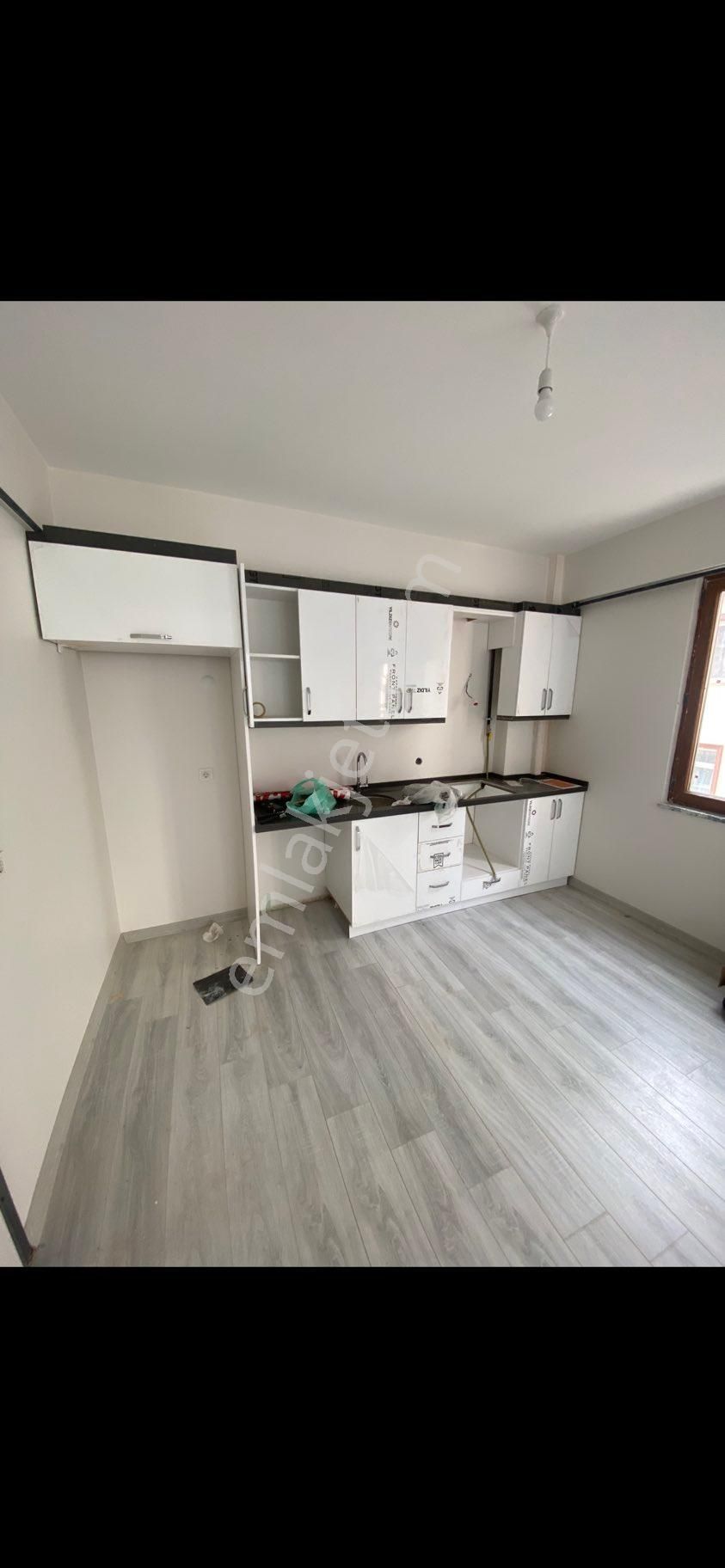 Silivri Sahil Piri Mehmet Paşa Mahallesi Satılık 1+1 Fırsat Daire - Görsel 4