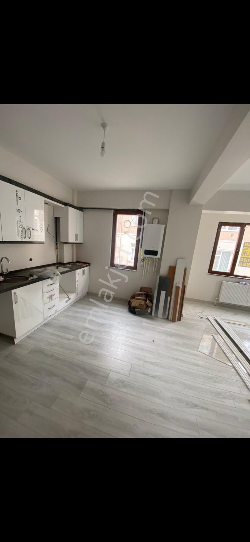 Silivri Sahil Piri Mehmet Paşa Mahallesi Satılık 1+1 Fırsat Daire - Görsel 3