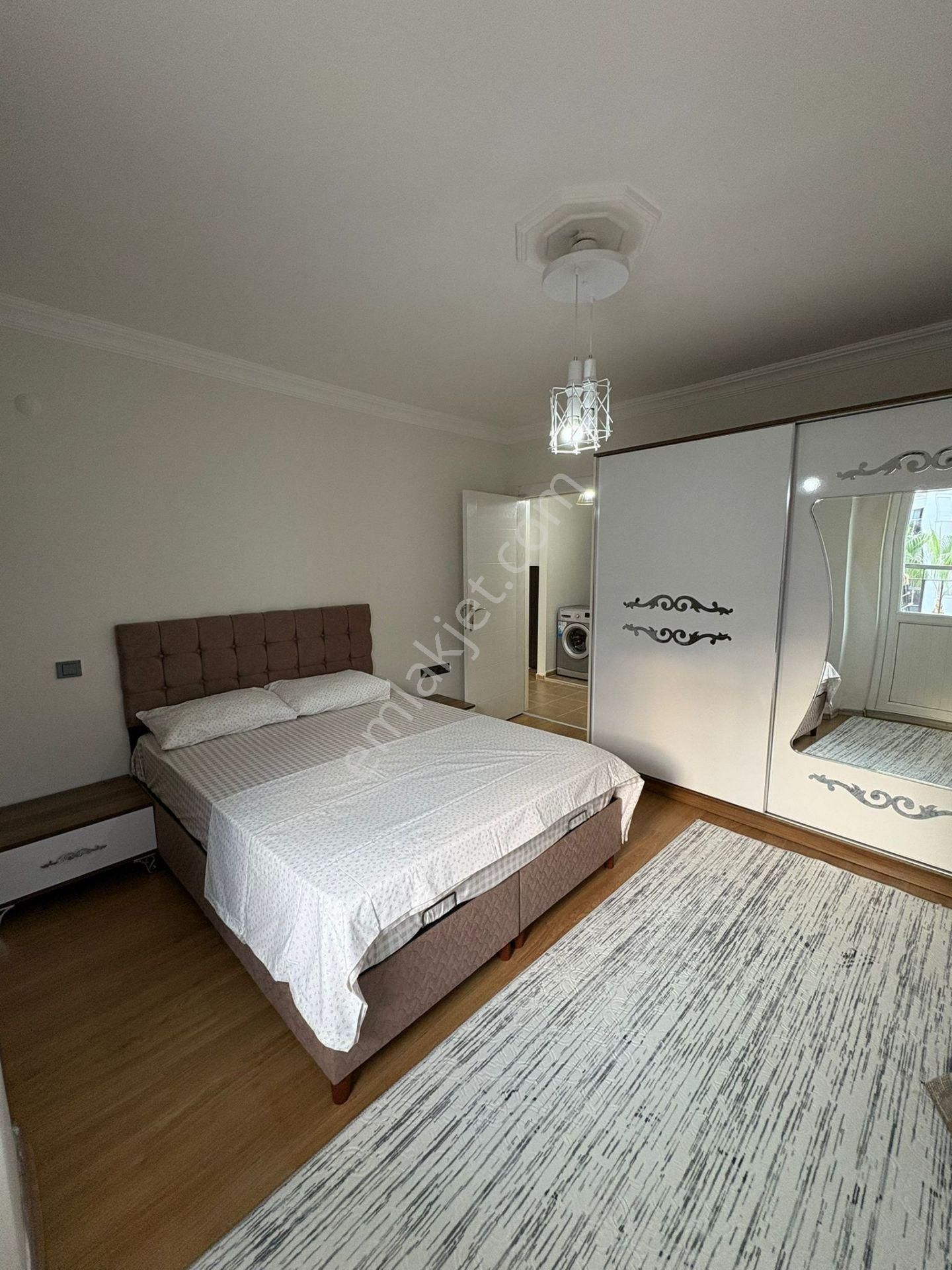 Konyaaltı Hurma Mah Kiralık Eşyalı 2+1 Temız Esyalı .