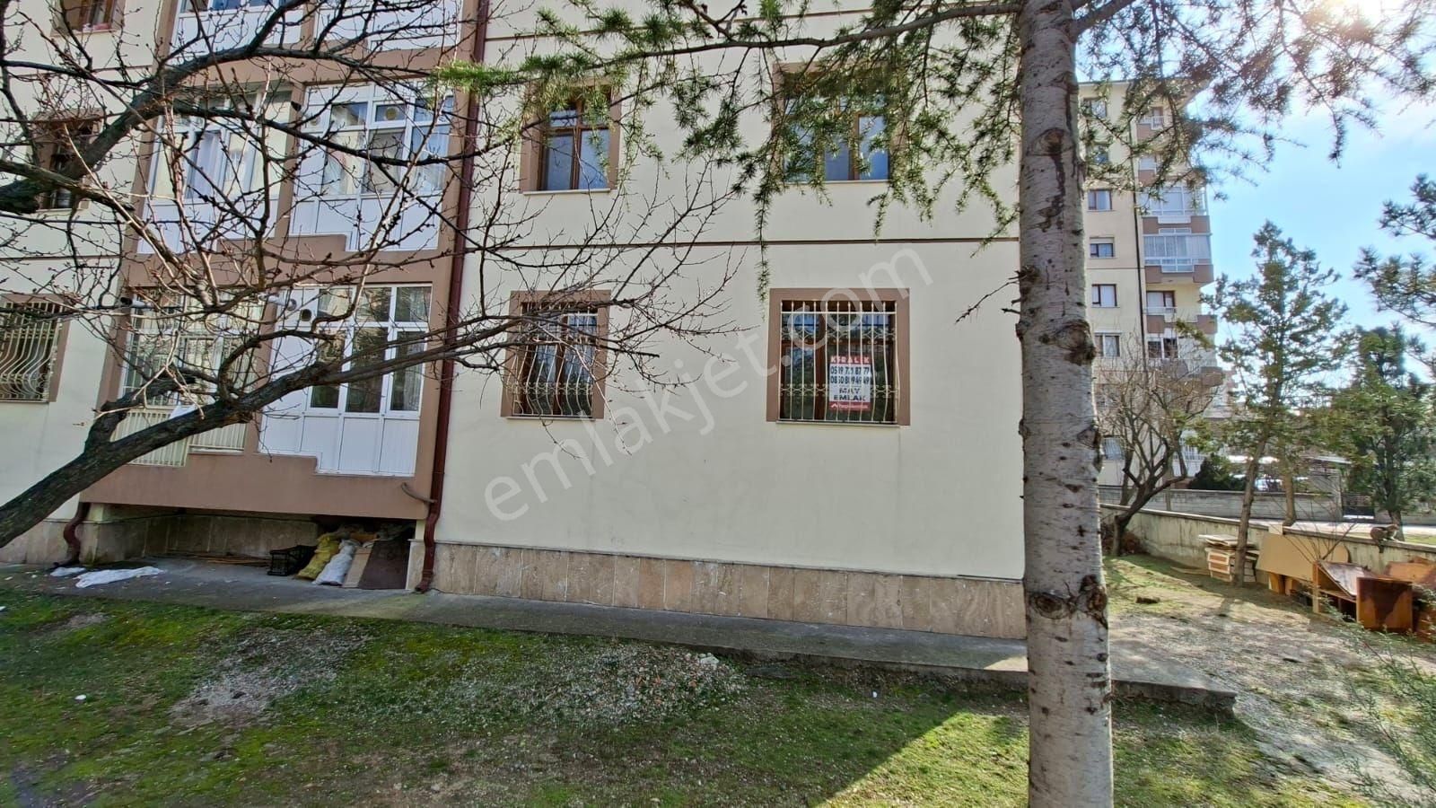 Barış Caddesine Yakın Bakımlı Satılık 3+1 Daire - Görsel 27