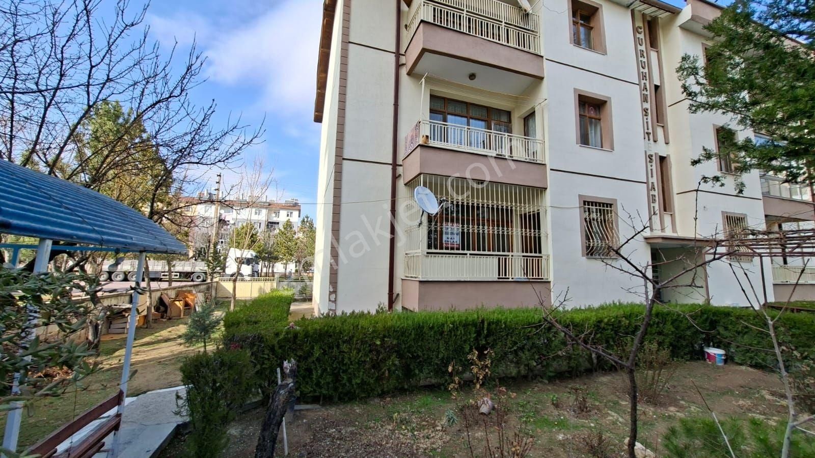 Barış Caddesine Yakın Bakımlı Satılık 3+1 Daire - Görsel 2