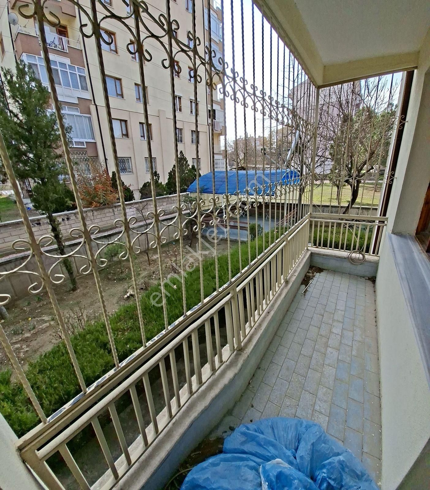 Barış Caddesine Yakın Bakımlı Satılık 3+1 Daire - Görsel 16