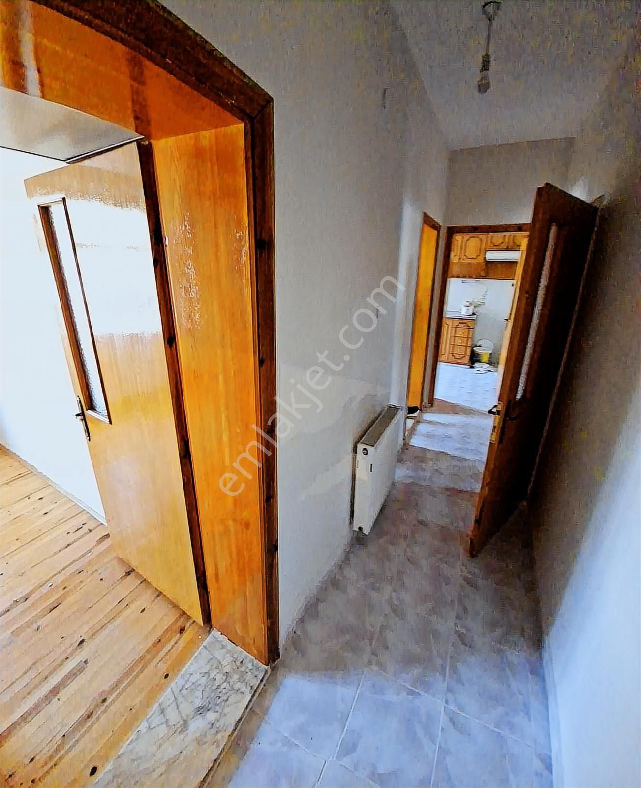 Barış Caddesine Yakın Bakımlı Satılık 3+1 Daire - Görsel 23