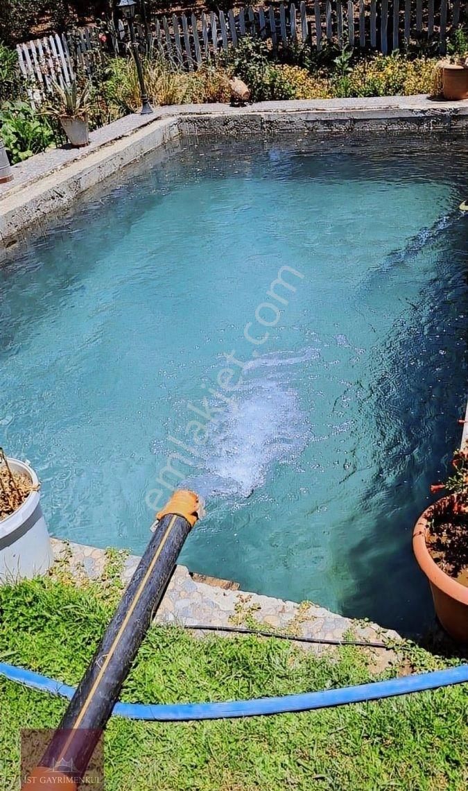 İzmir Dikili'de Satılık 33 Dönüm Zeytinlik Taş Ev, Havuz, 2 Kuyu - Görsel 14
