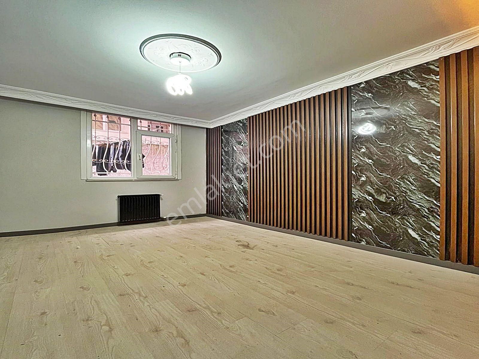 Şahane'den Merkezi Konumda Acil Satılık 2+1 Bahçe Katı !!! - Görsel 27