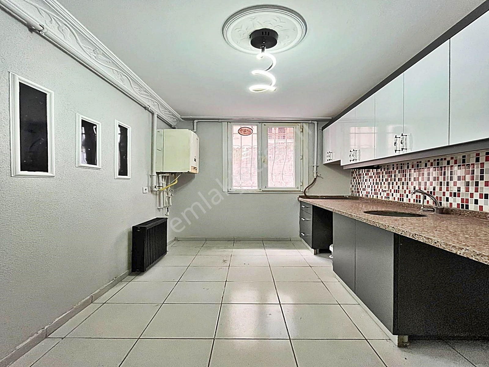 Şahane'den Merkezi Konumda Acil Satılık 2+1 Bahçe Katı !!! - Görsel 6