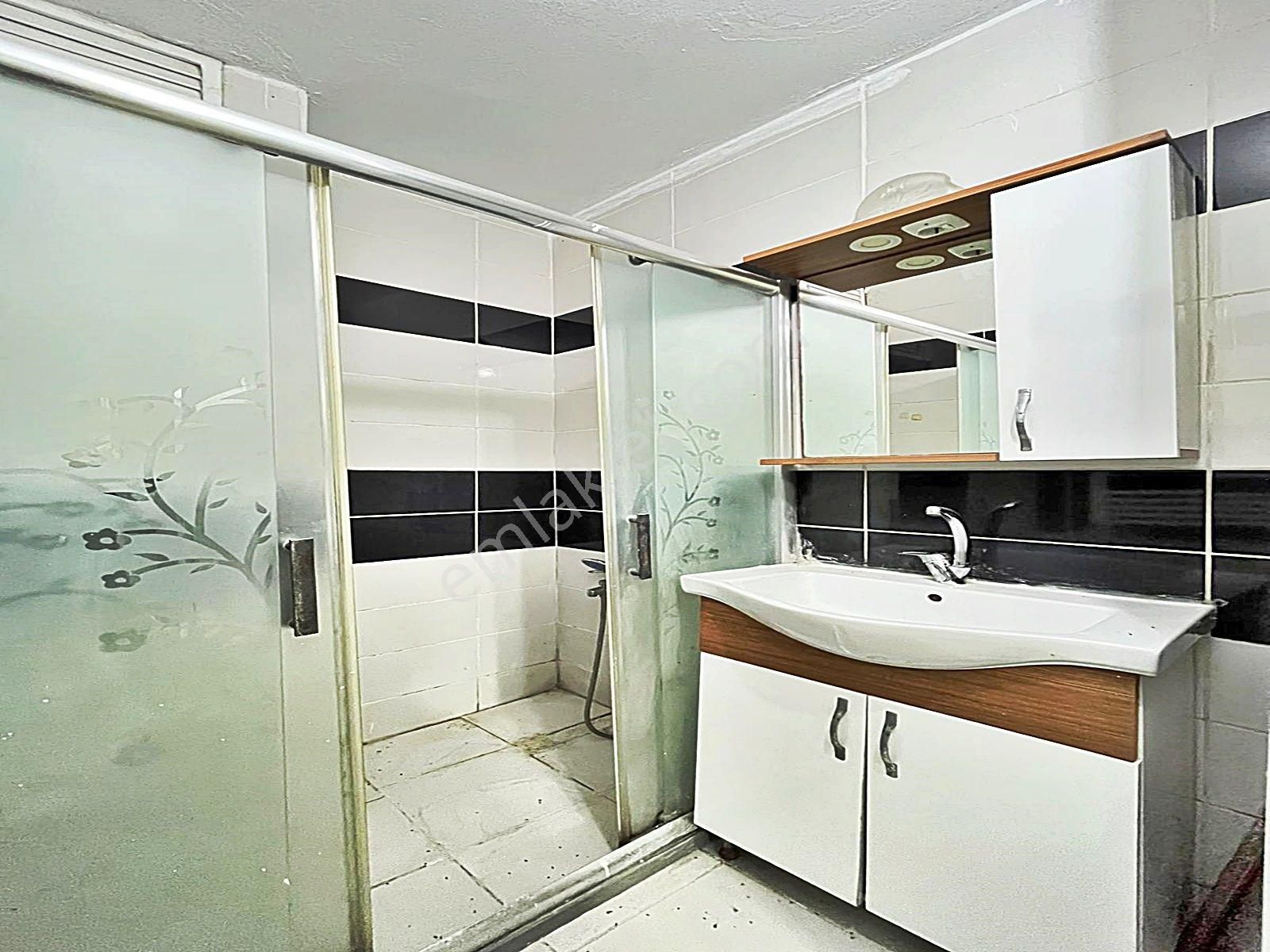 Şahane'den Merkezi Konumda Acil Satılık 2+1 Bahçe Katı !!! - Görsel 32