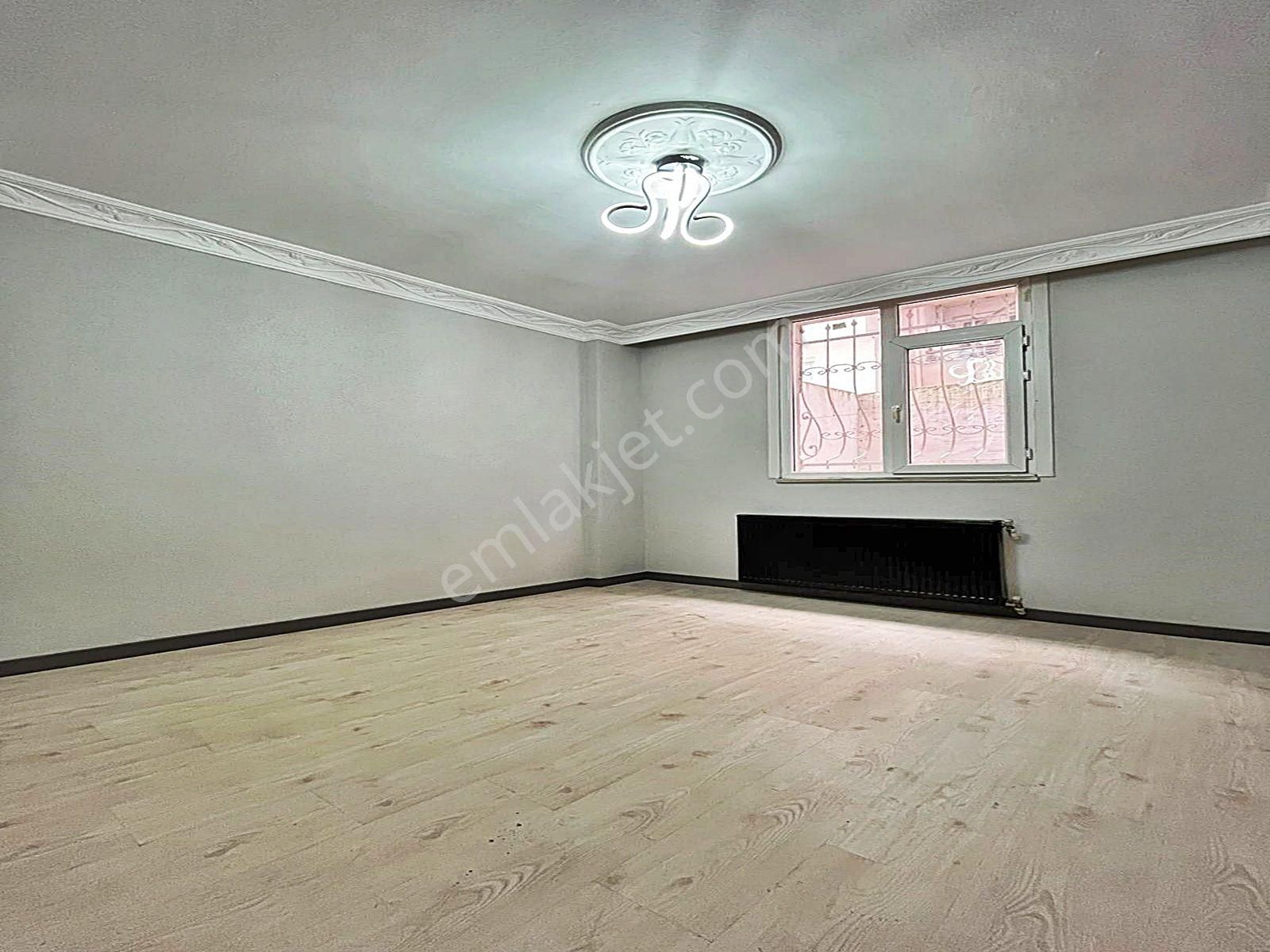 Şahane'den Merkezi Konumda Acil Satılık 2+1 Bahçe Katı !!! - Görsel 20