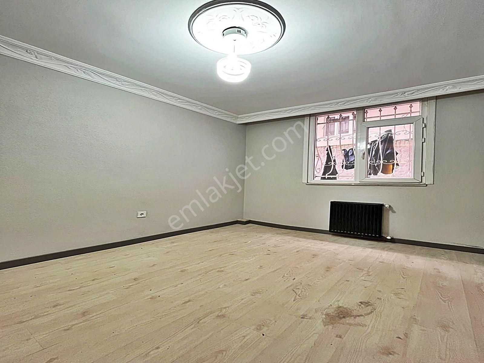 Şahane'den Merkezi Konumda Acil Satılık 2+1 Bahçe Katı !!! - Görsel 24