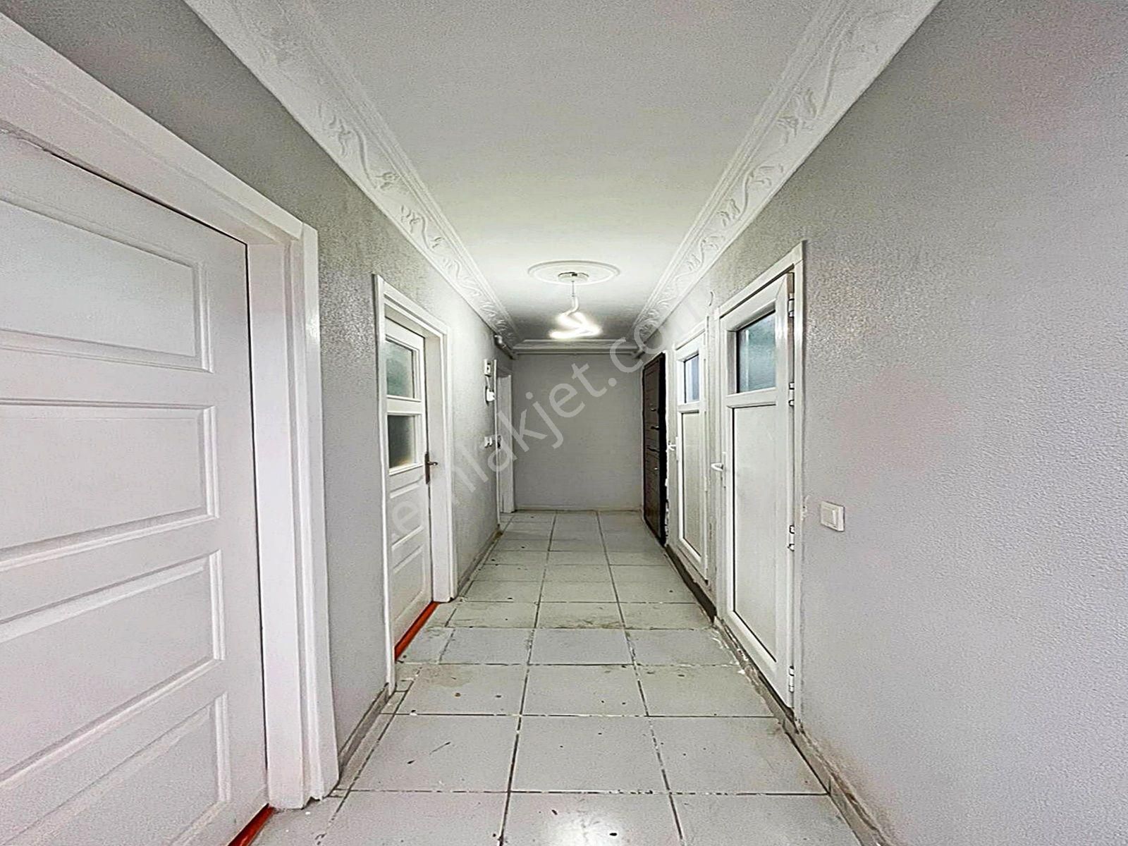 Şahane'den Merkezi Konumda Acil Satılık 2+1 Bahçe Katı !!! - Görsel 26