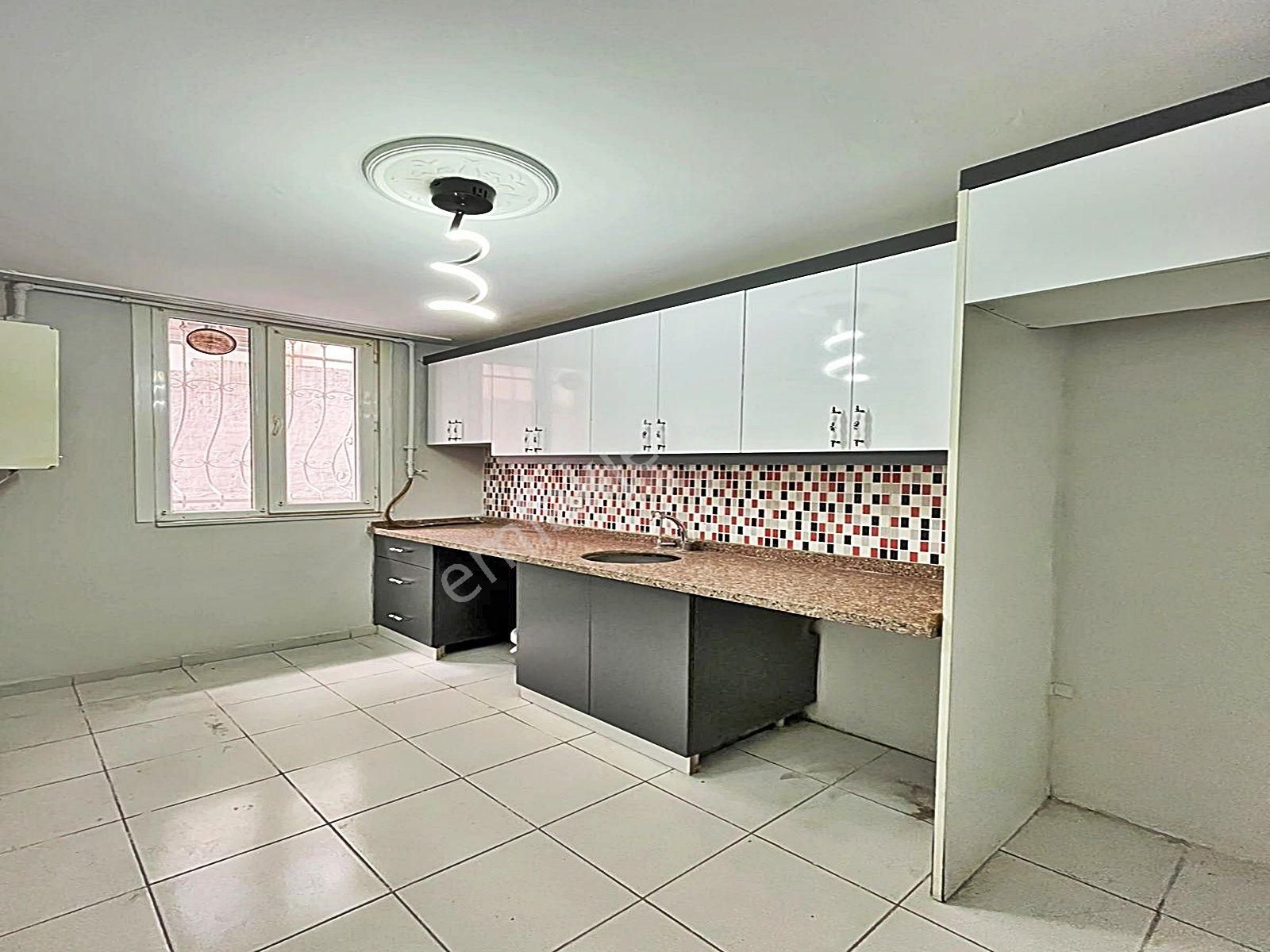 Şahane'den Merkezi Konumda Acil Satılık 2+1 Bahçe Katı !!! - Görsel 5