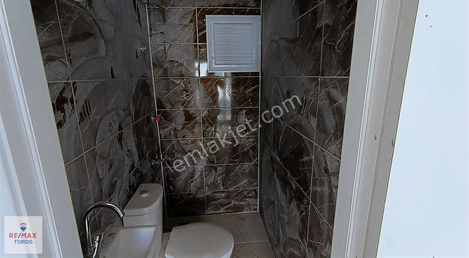 Remax Toros'tan Limonlu'da Denize Yakın 3+1 Fırsat Daire - Görsel 11