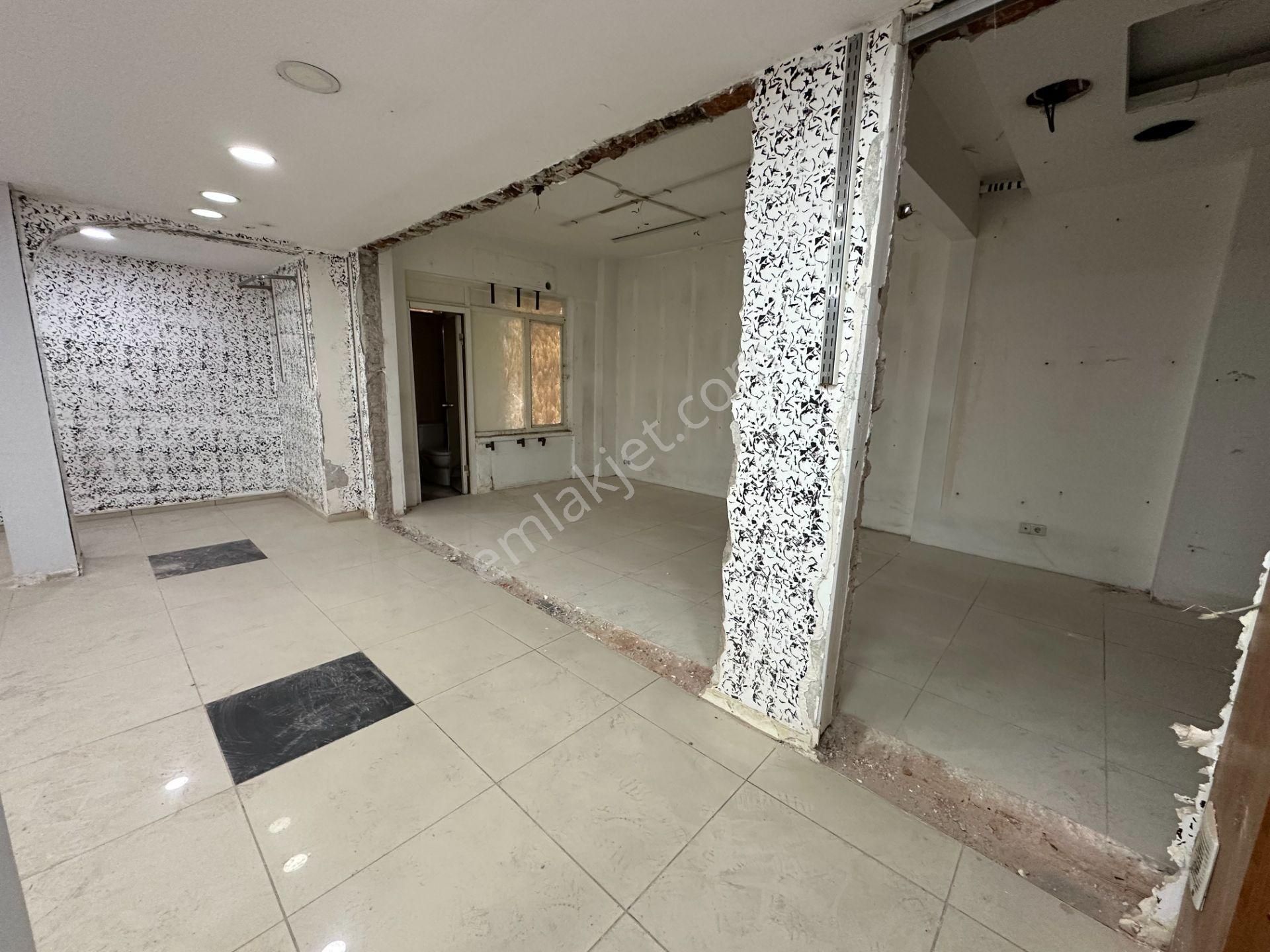 Laleli'de Yatırım Fırsatı !!! Giriş Kat 80 M2 Dükkan & Magaza - Görsel 12