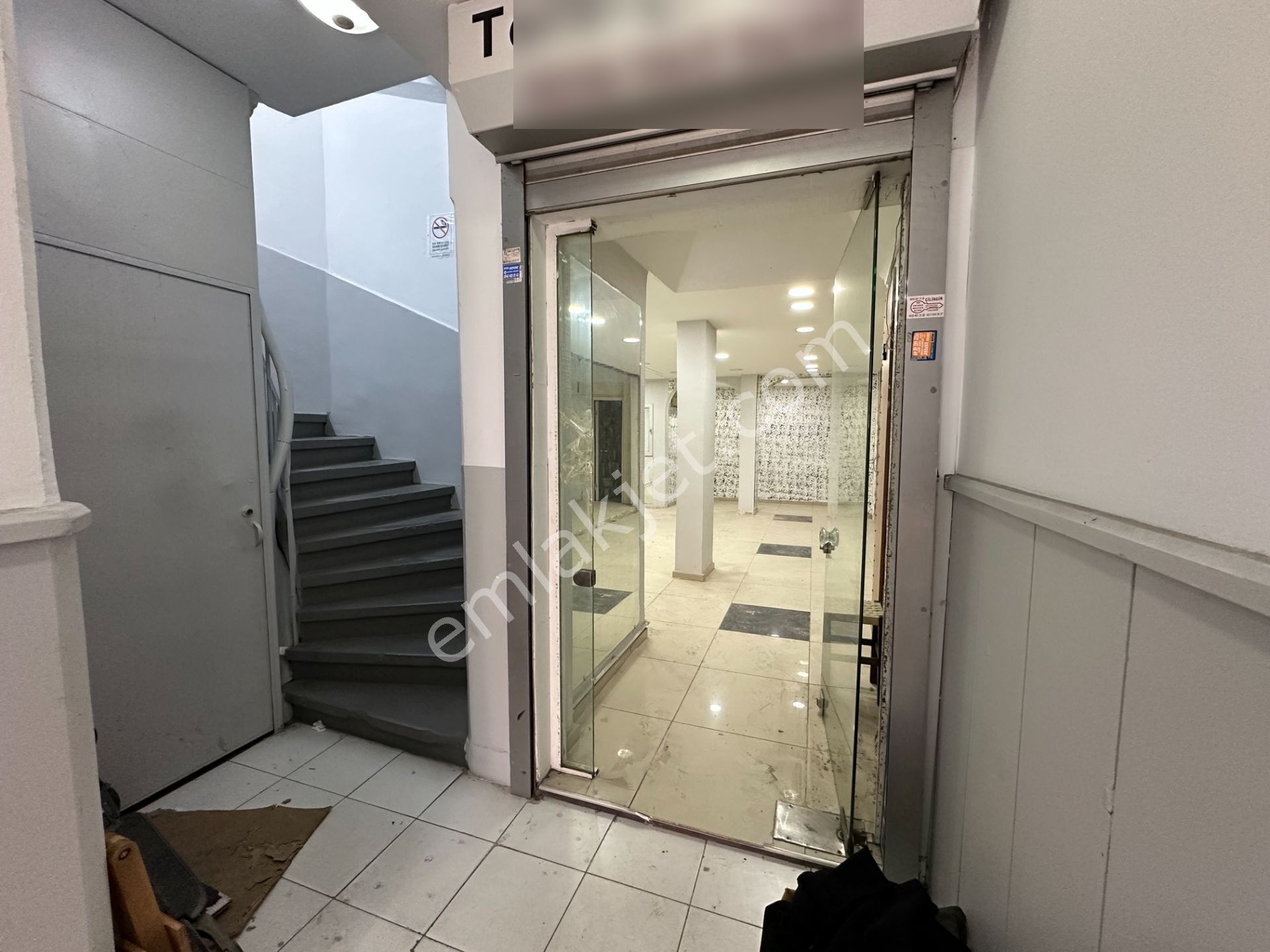 Laleli'de Yatırım Fırsatı !!! Giriş Kat 80 M2 Dükkan & Magaza - Görsel 16