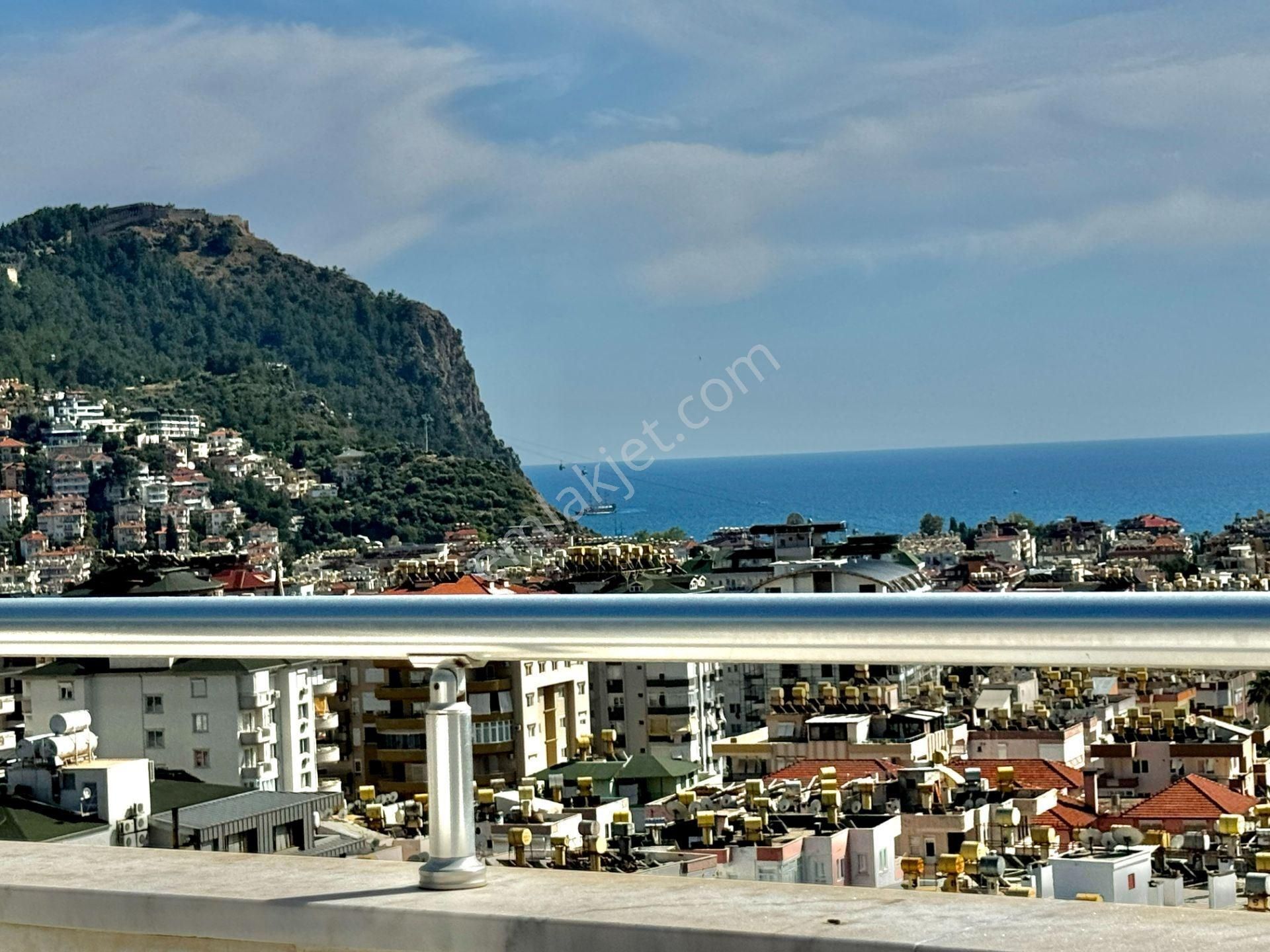 Alanya / Kleopatra’da Kale Ve Deniz Manzaralı 5+1 Satılık Daire - Görsel 20