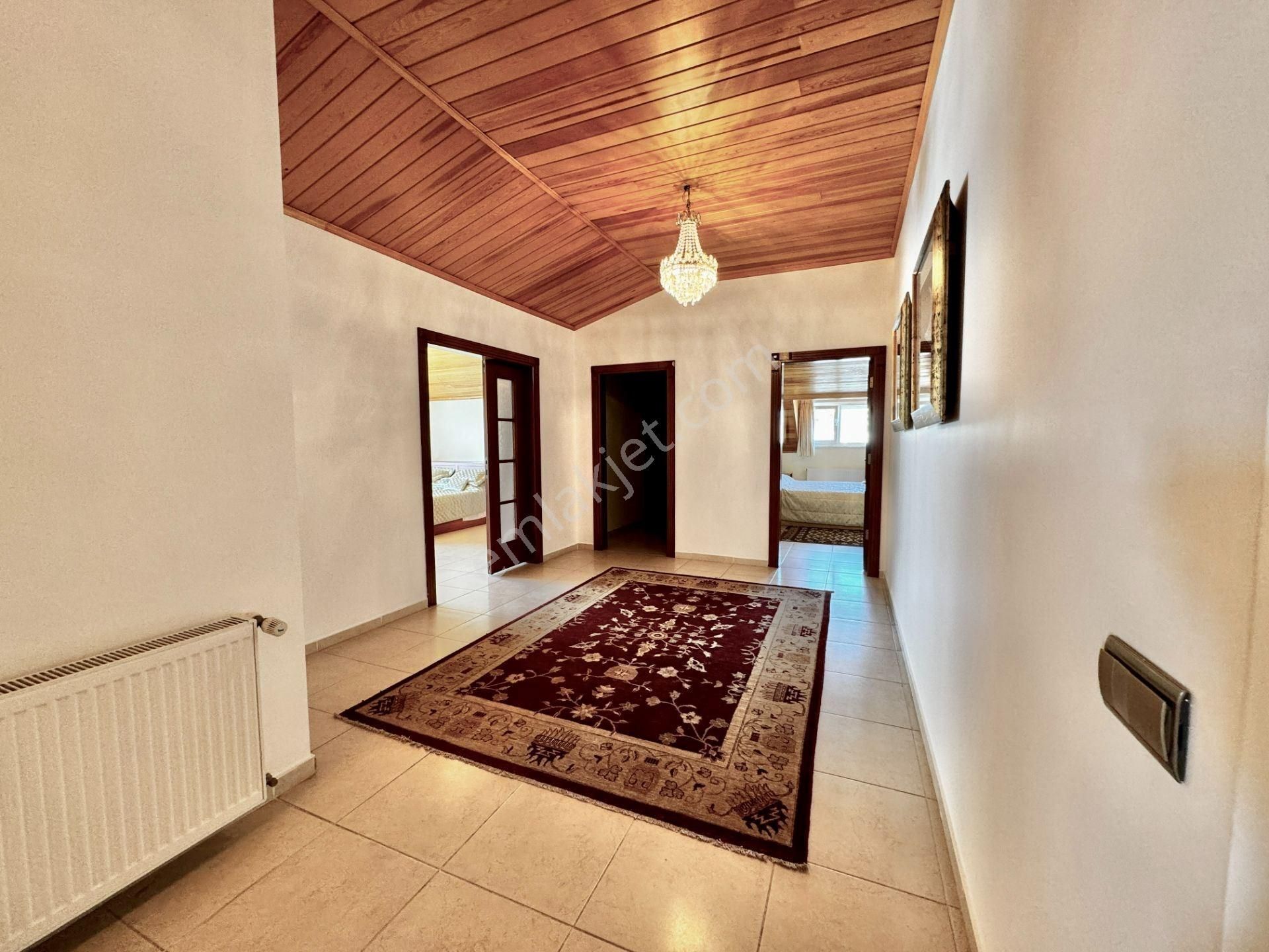Alanya / Kleopatra’da Kale Ve Deniz Manzaralı 5+1 Satılık Daire - Görsel 10