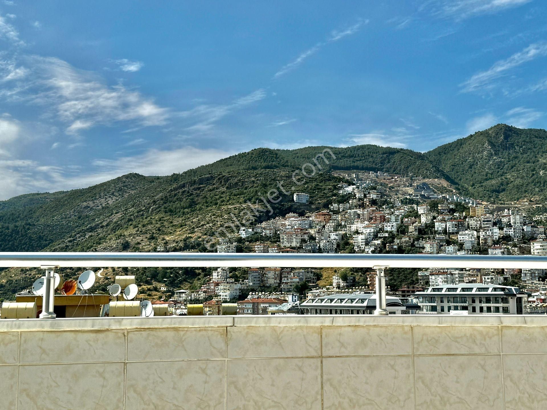 Alanya / Kleopatra’da Kale Ve Deniz Manzaralı 5+1 Satılık Daire - Görsel 21
