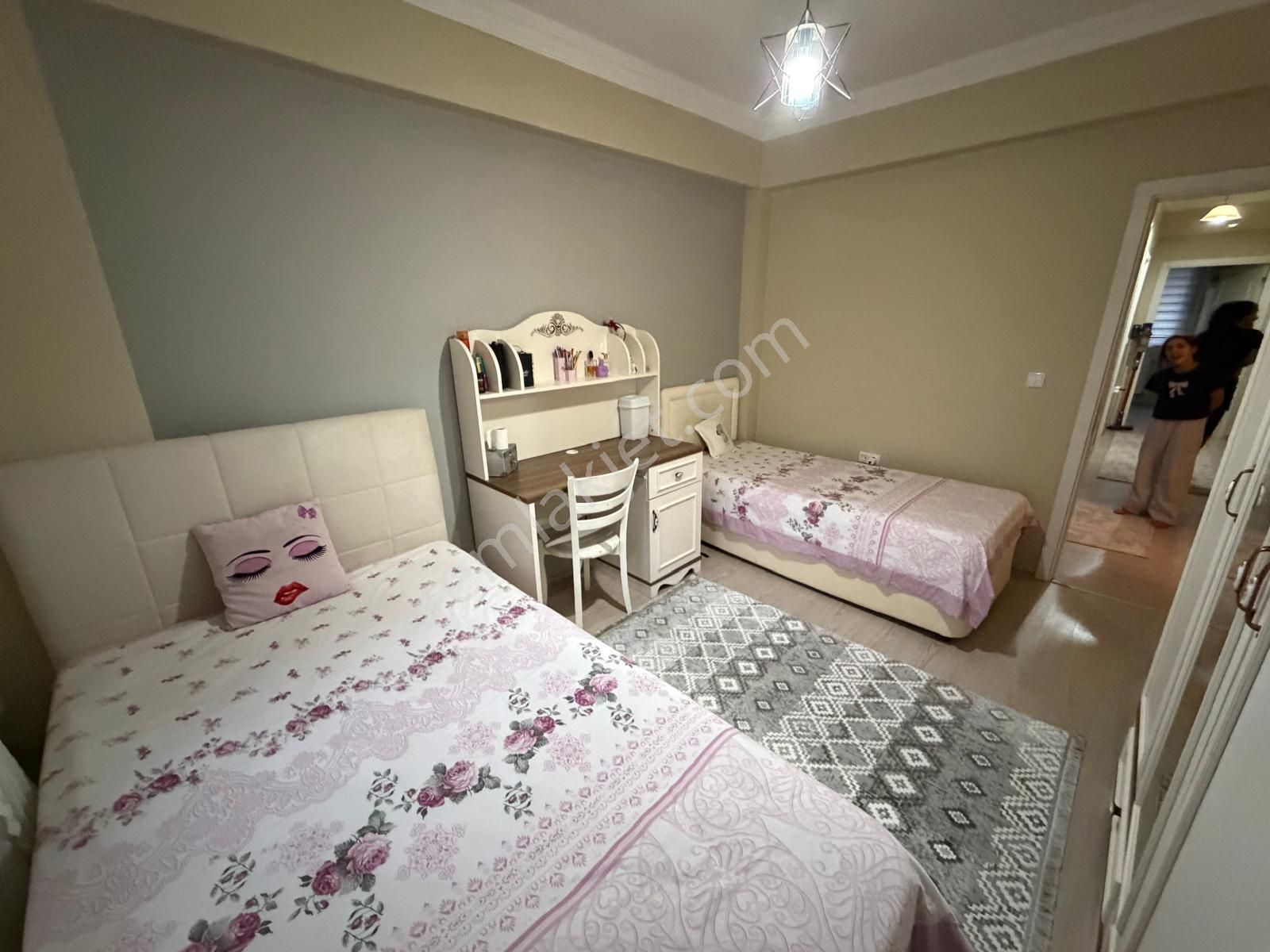 Küçükler Gayrimenkulden Karşıyaka Da Satılık Daire - Görsel 11