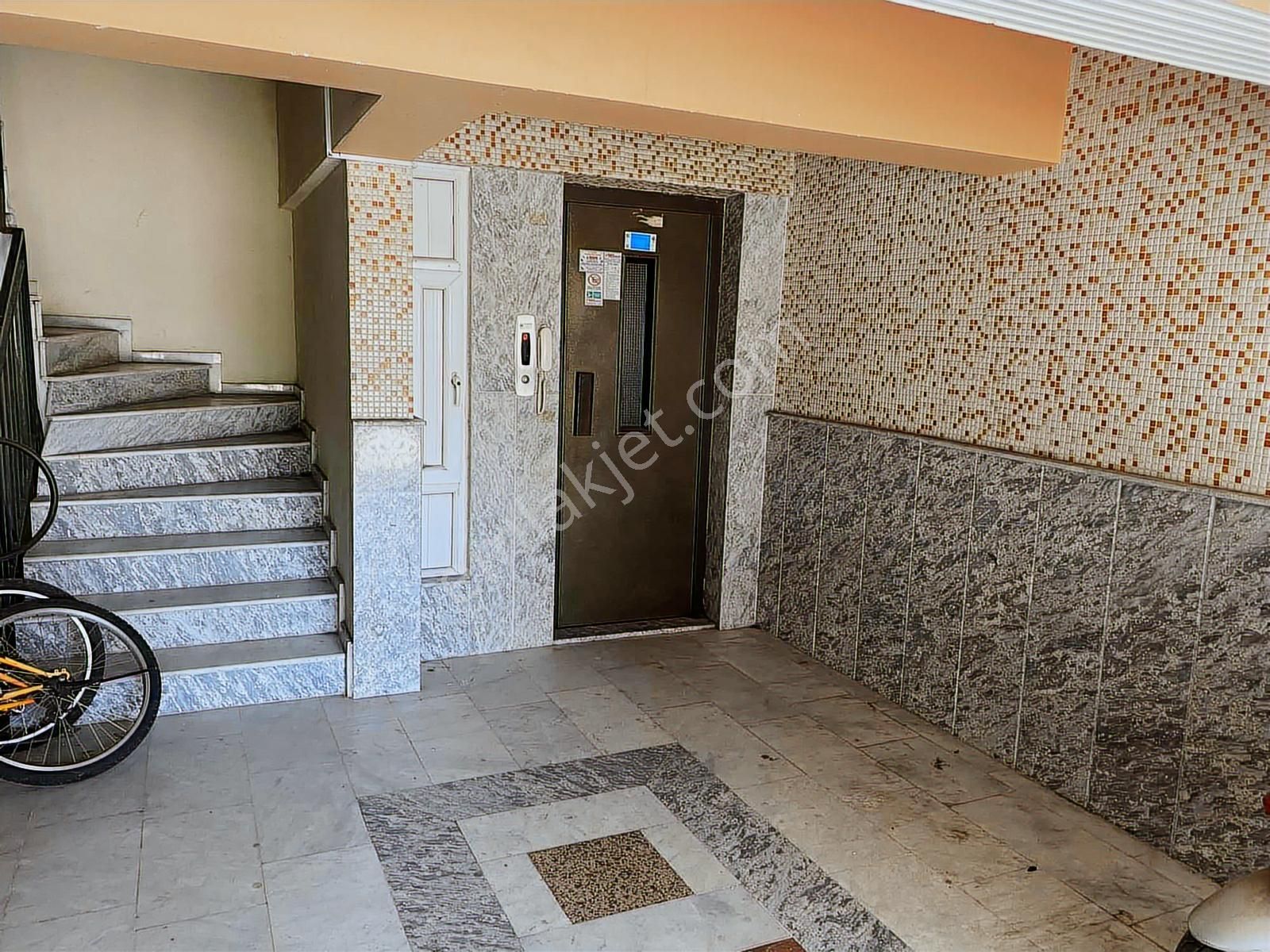 Meşrutiyet Mahallesinde Geniş Ferah Ara Kat 2+1 Satılık Daire - Görsel 22