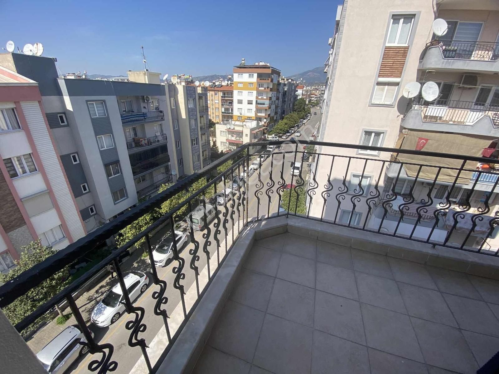 Meşrutiyet Mahallesinde Geniş Ferah Ara Kat 2+1 Satılık Daire - Görsel 11