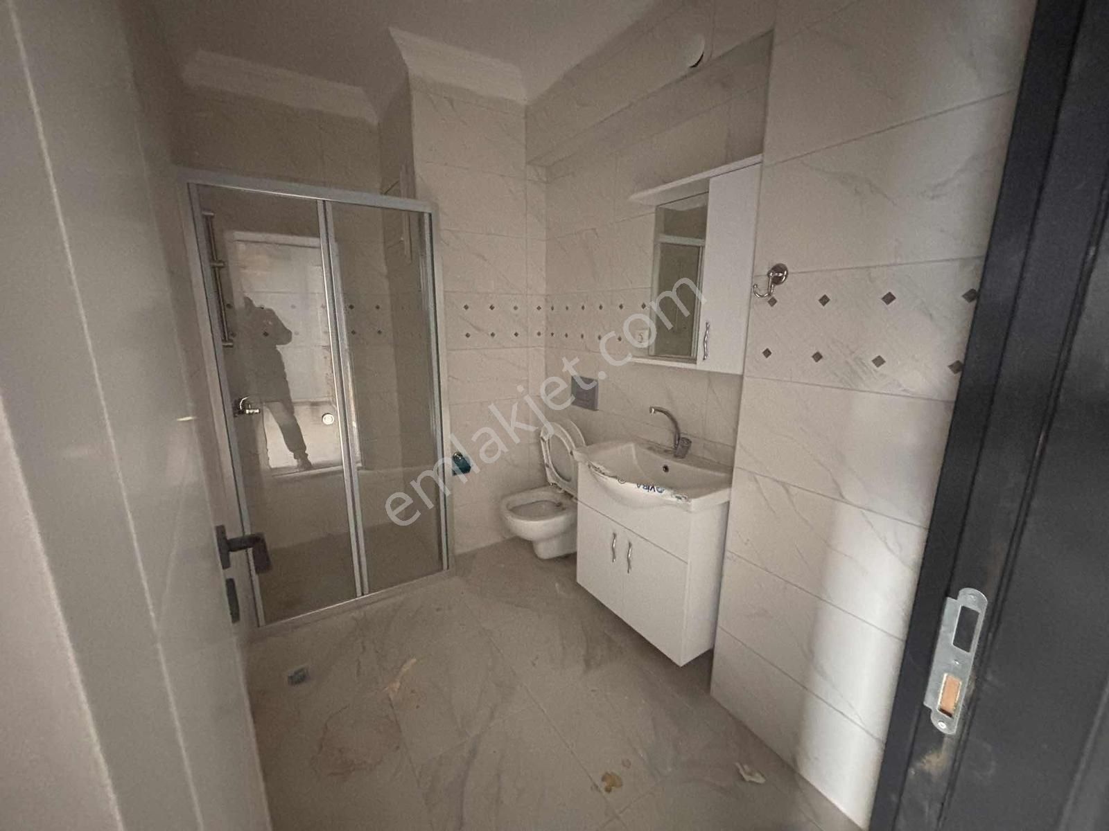 Spor Kompleksi Arkası Ara Kat İskanlı 1+1 Daire - Görsel 11