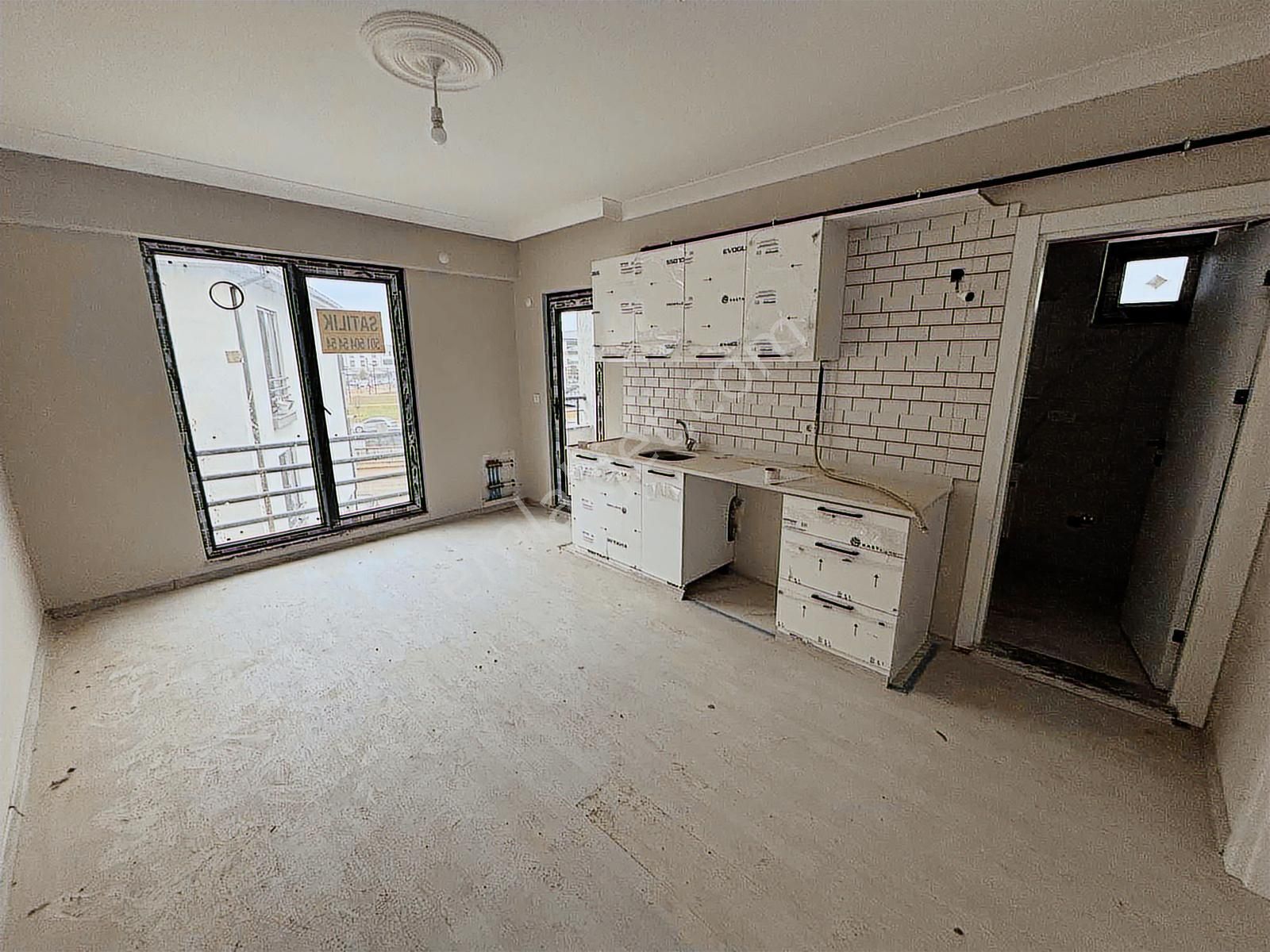 Kültür Merkezi Karşısı | İskanlı | Sıfır | 3. Kat | 1+1 Daire - Görsel 7